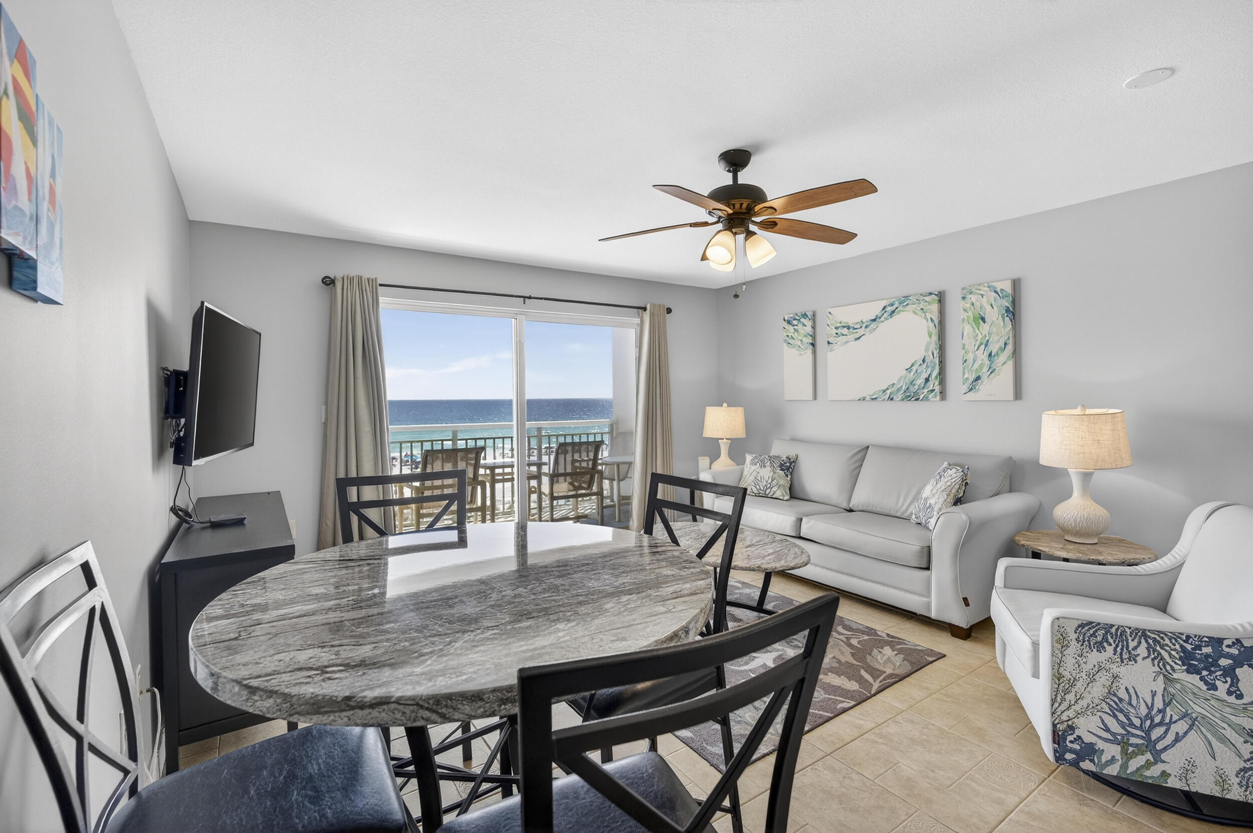 866 Santa Rosa Boulevard 305