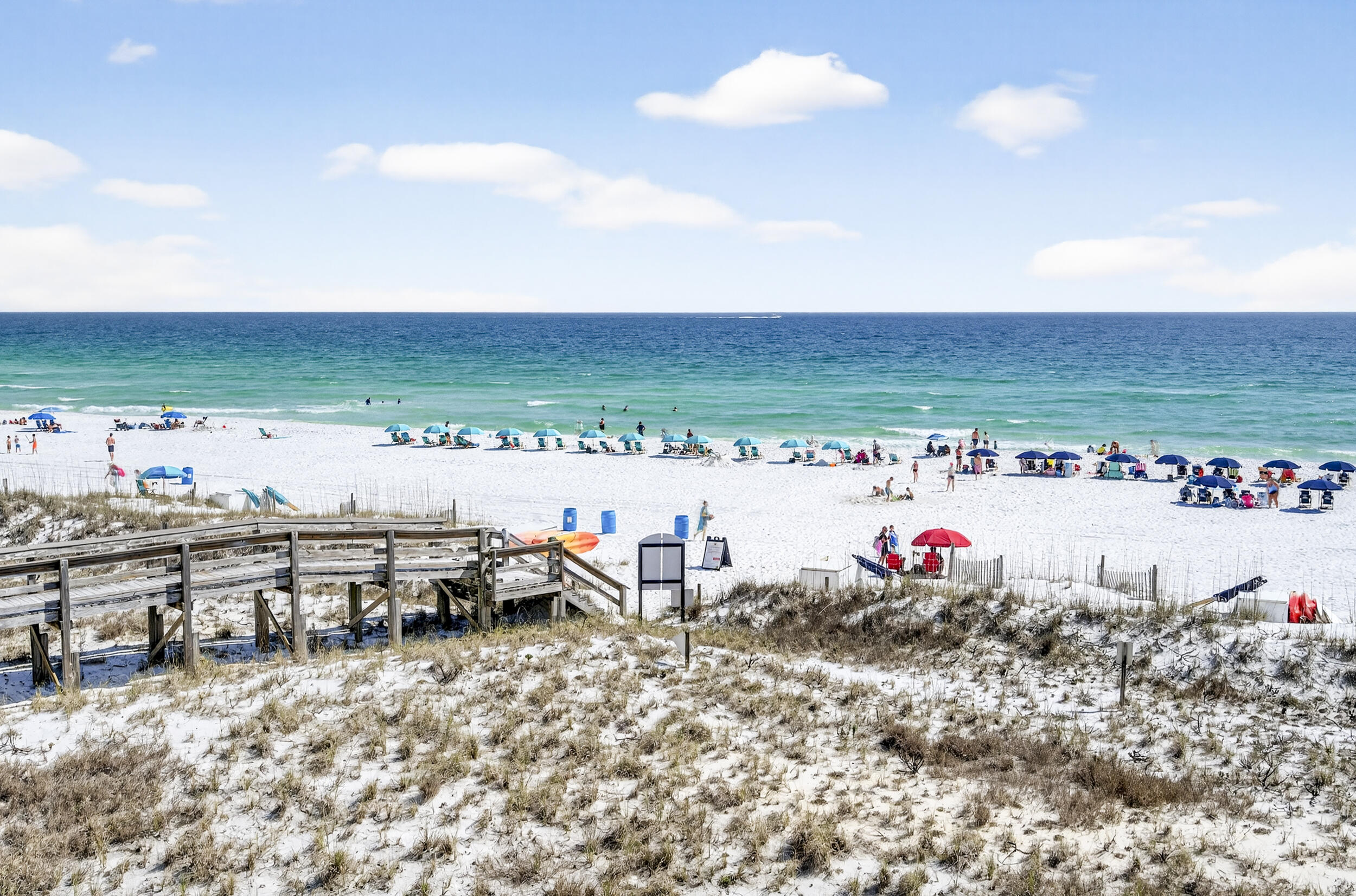 866 Santa Rosa Boulevard 305