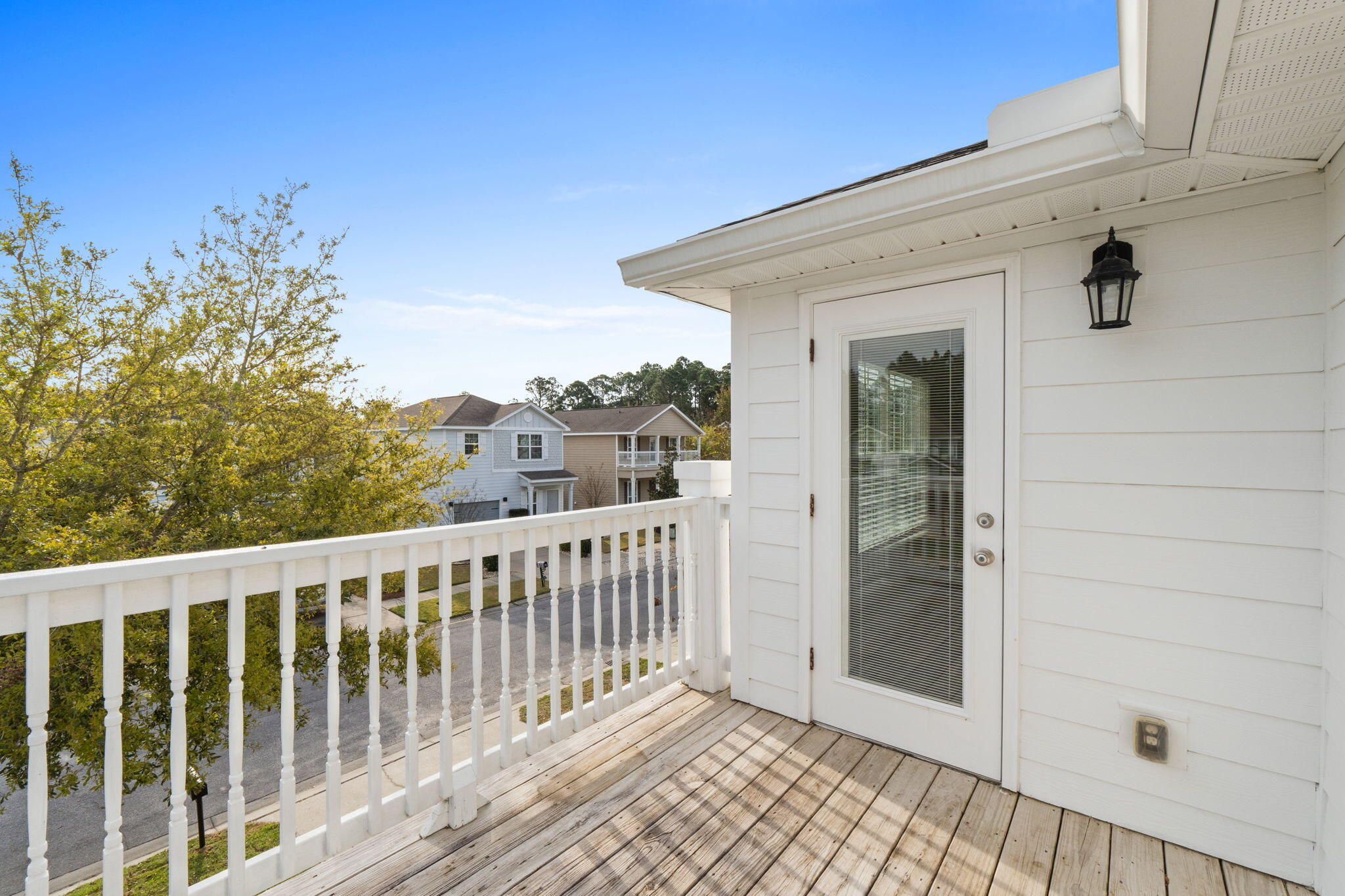 90 Mosaic Oaks Circle