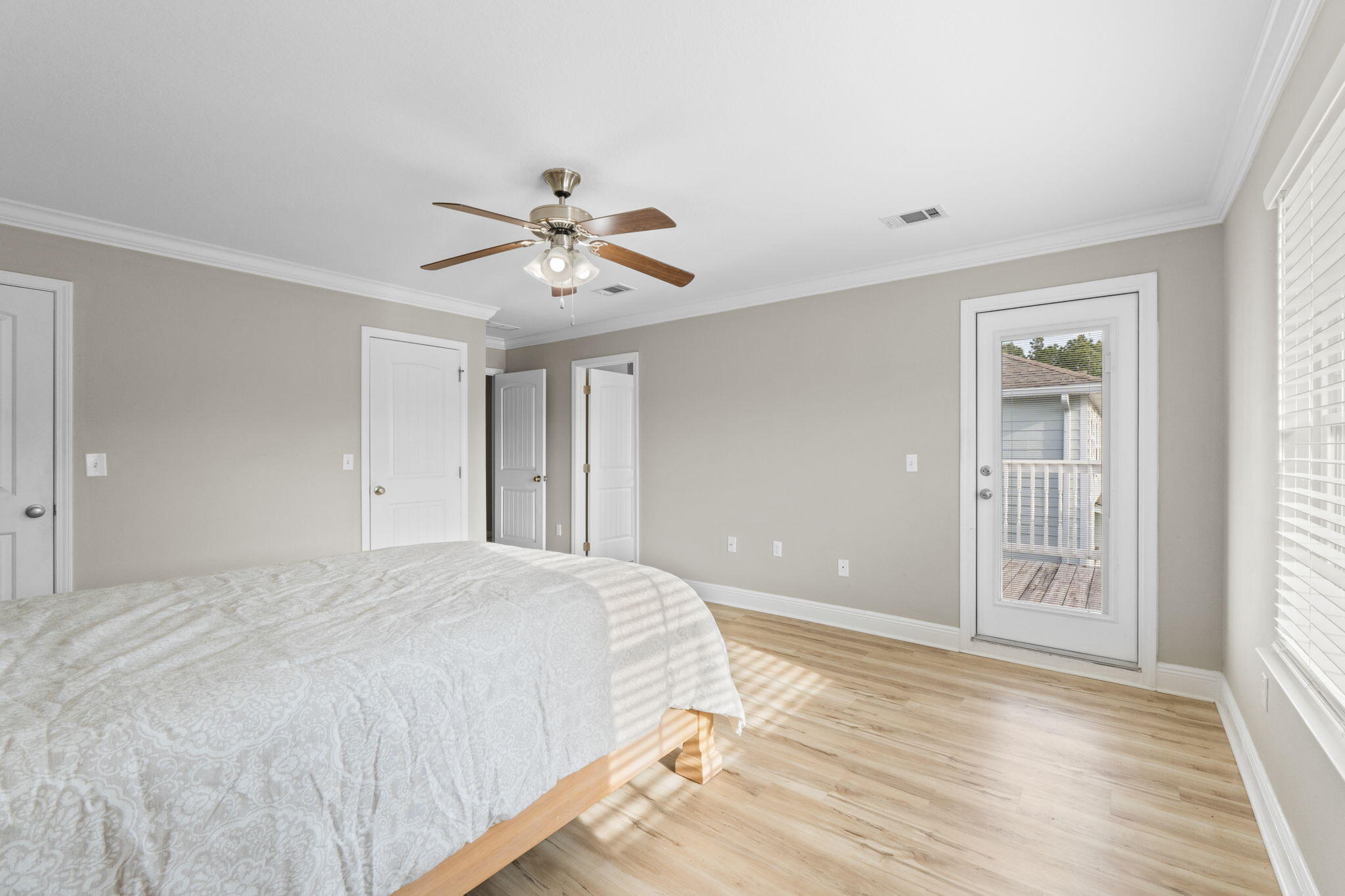 90 Mosaic Oaks Circle