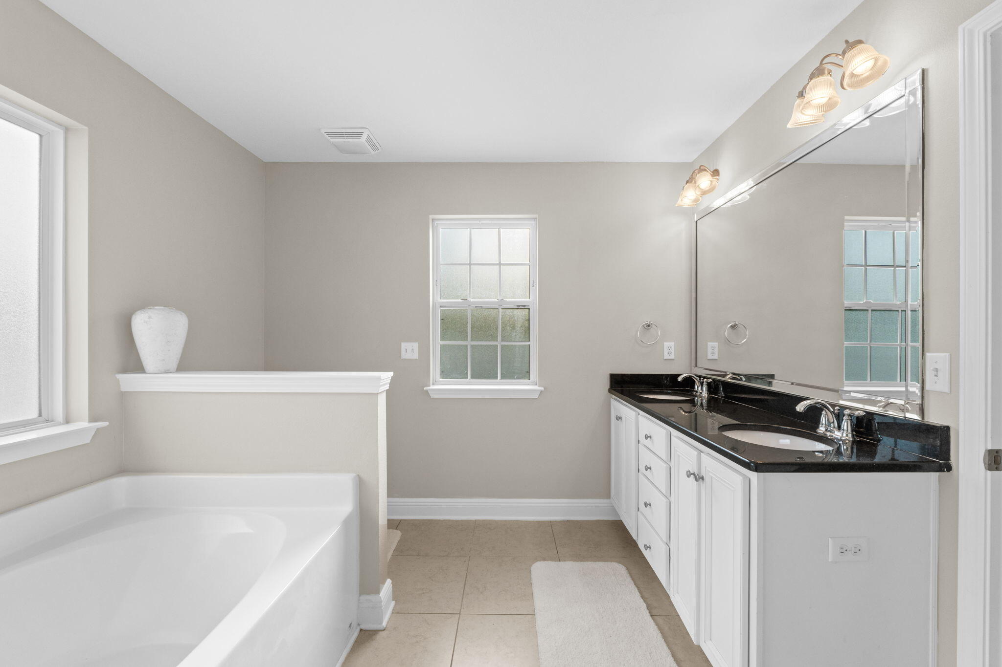 90 Mosaic Oaks Circle