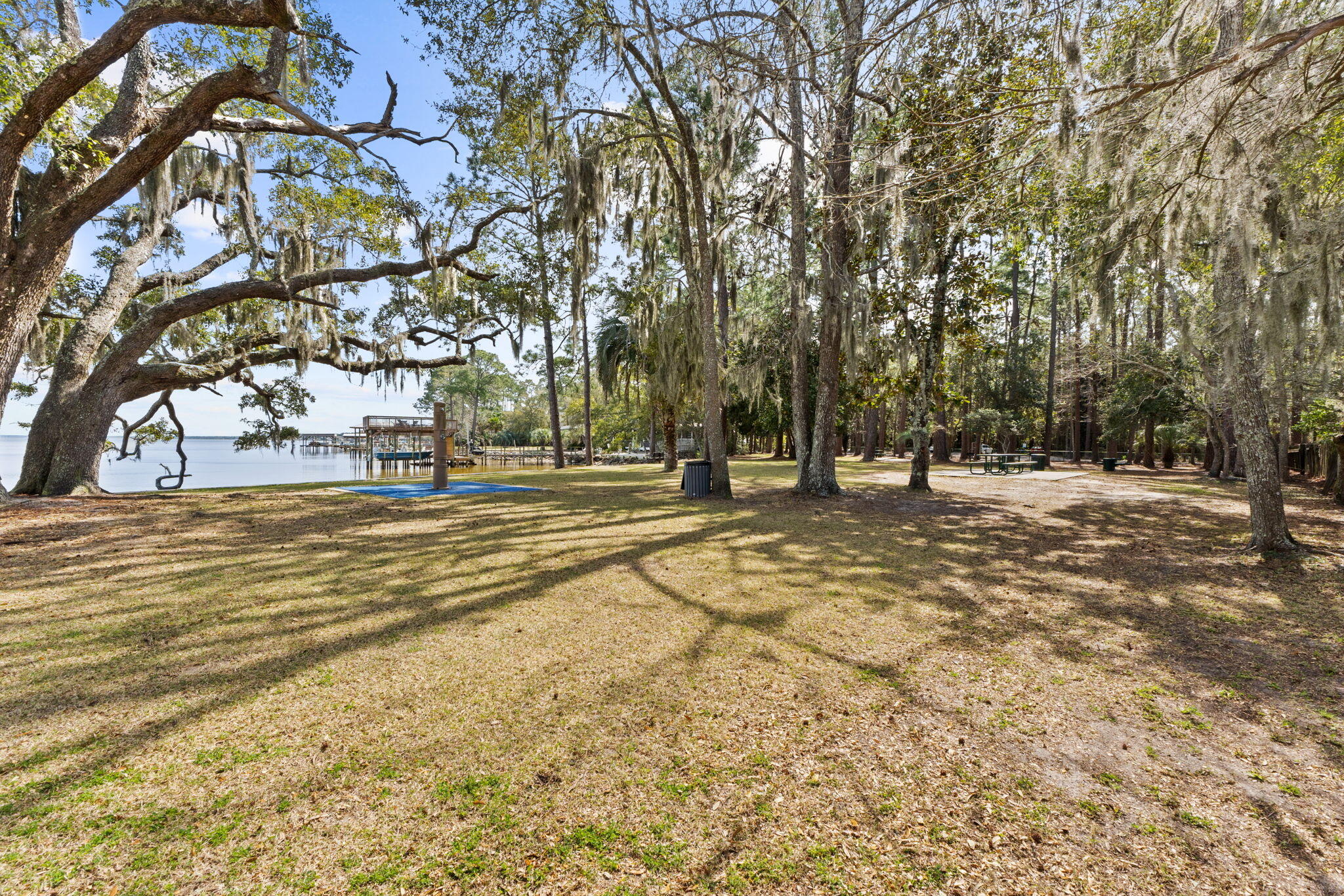 90 Mosaic Oaks Circle