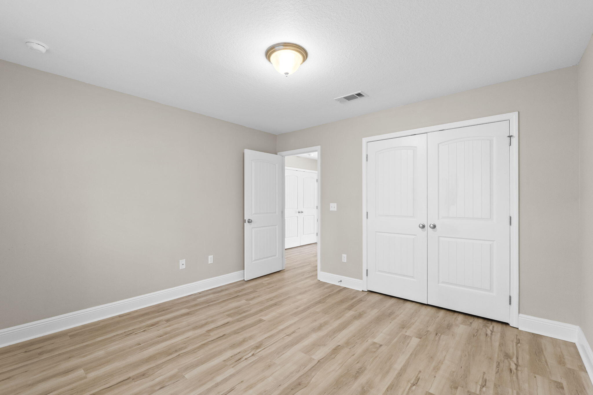 90 Mosaic Oaks Circle