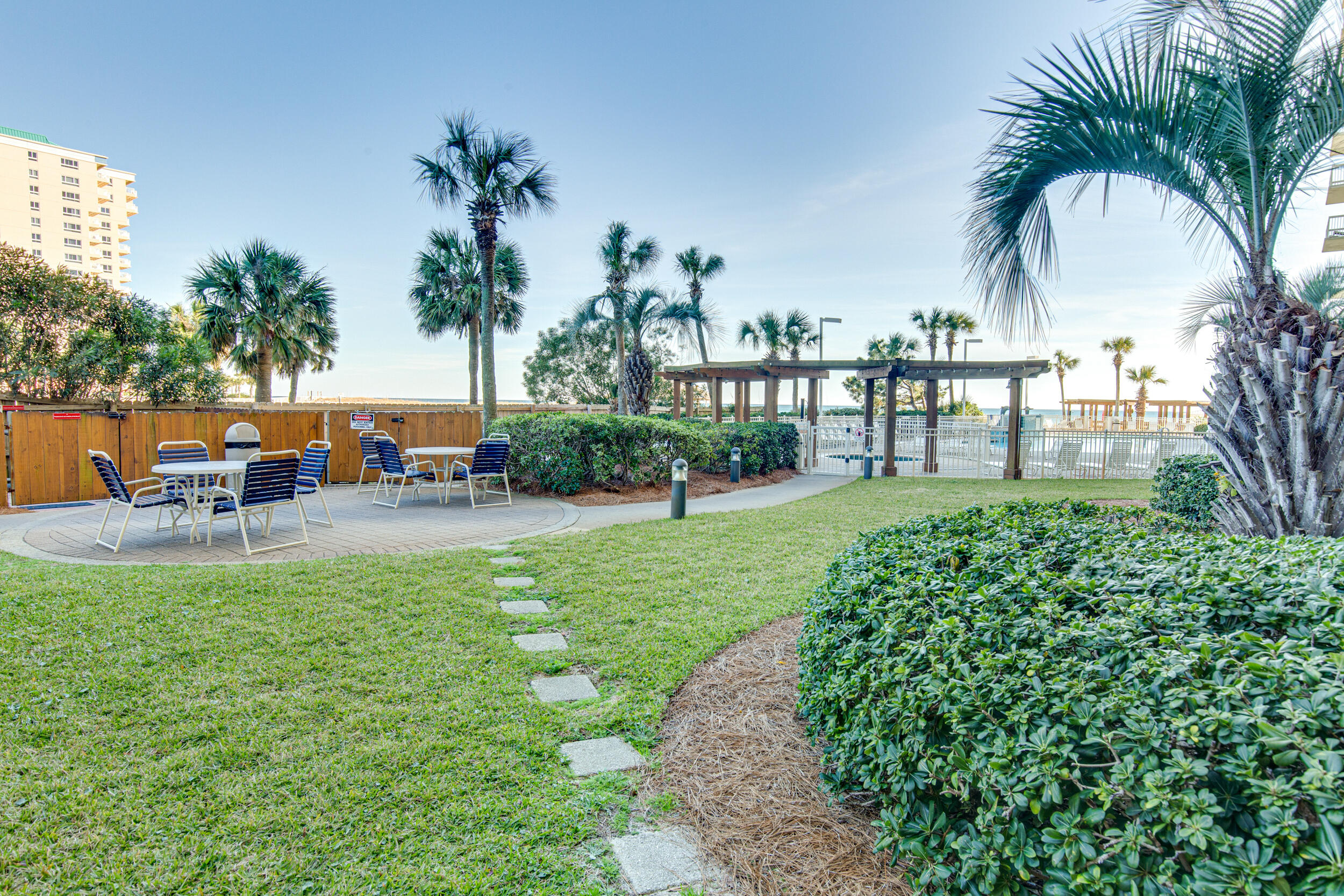 1002 Highway 98 1417