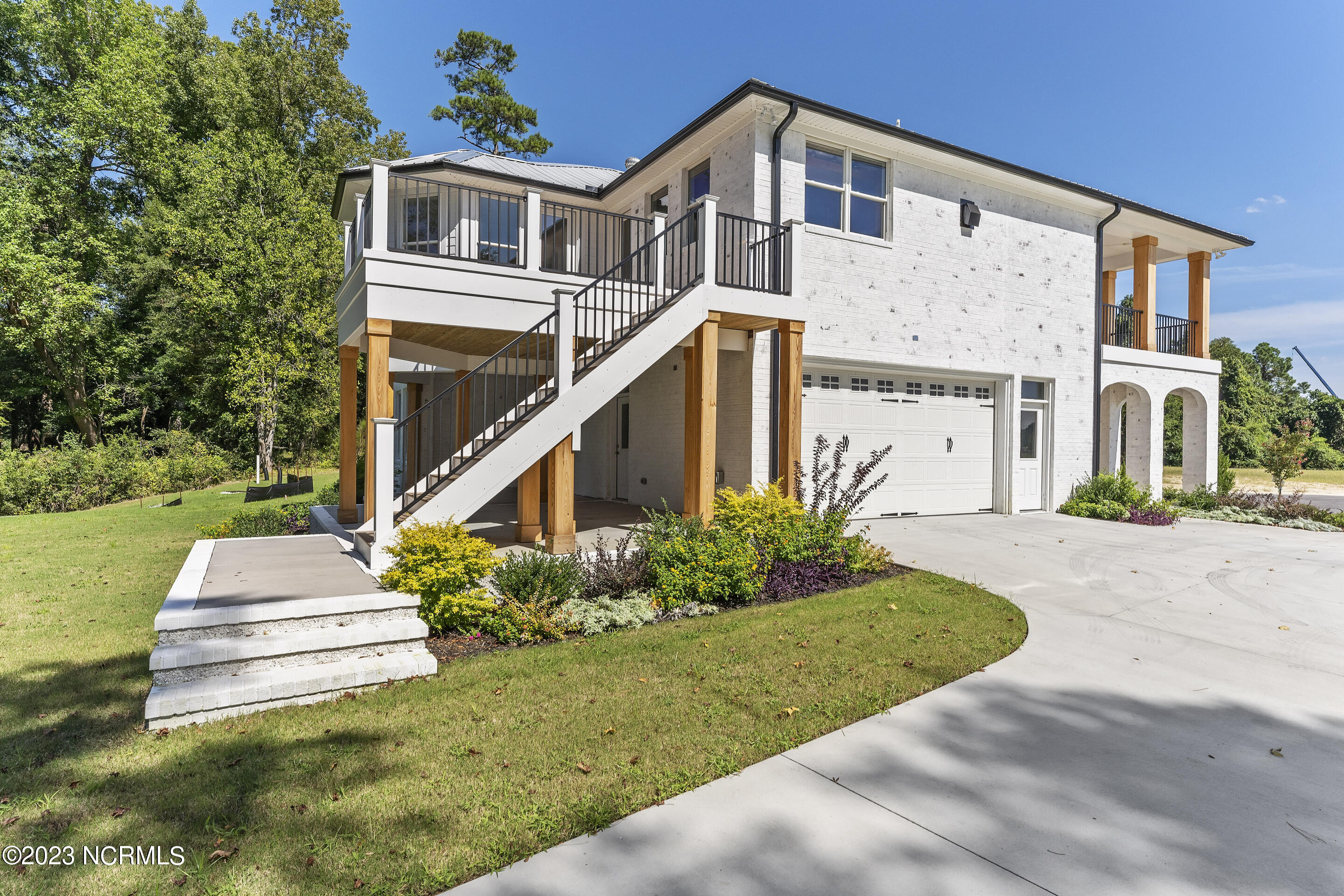 2793 Alvernia Drive