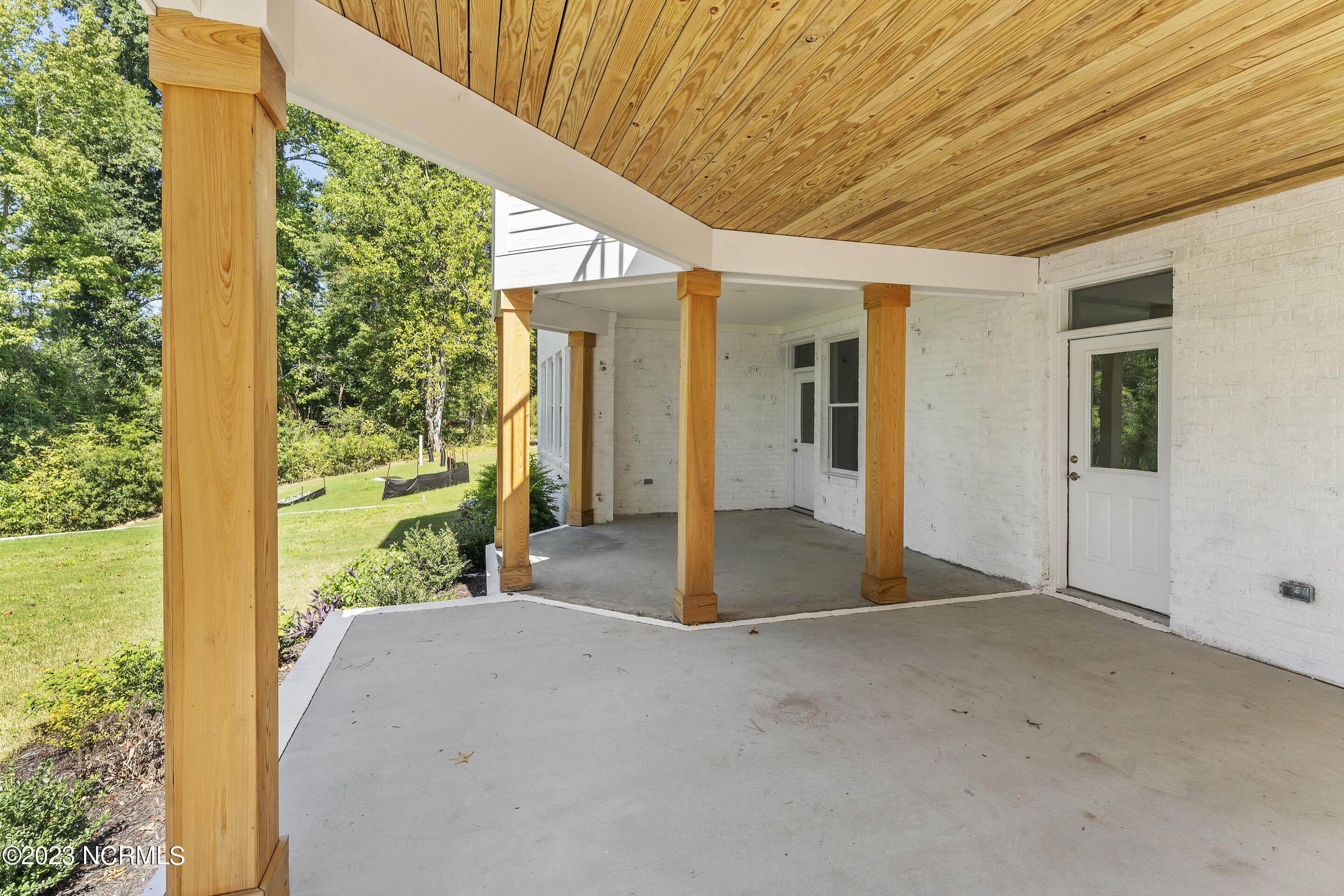 2793 Alvernia Drive