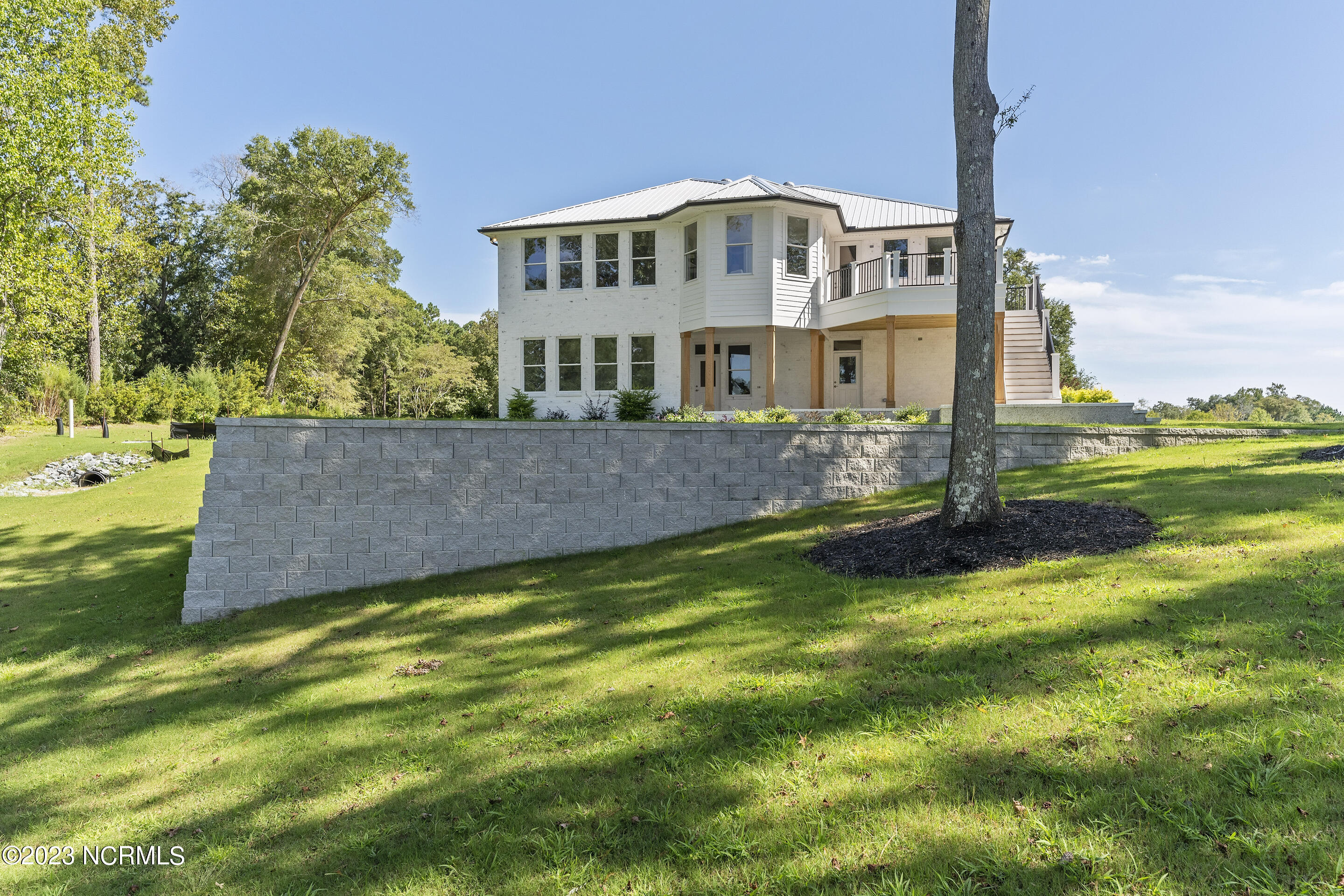 2793 Alvernia Drive