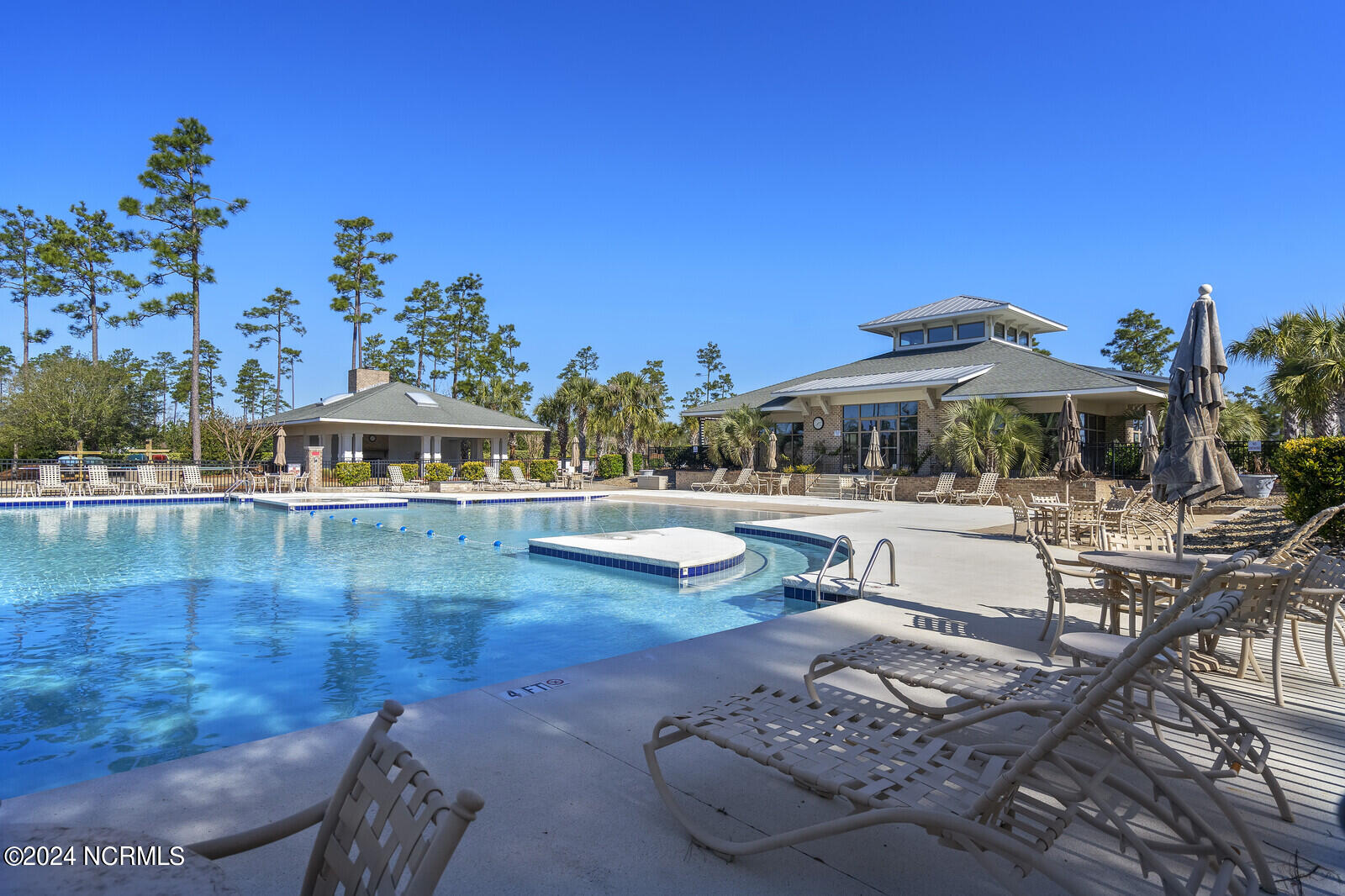 1236 Mandevilla Drive SE