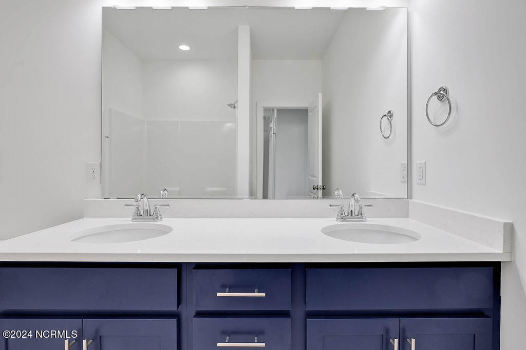 1236 Mandevilla Drive SE