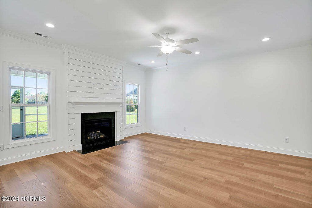 1236 Mandevilla Drive SE