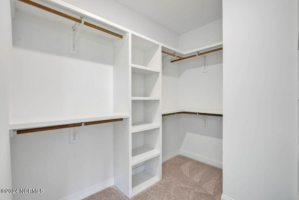 1236 Mandevilla Drive SE