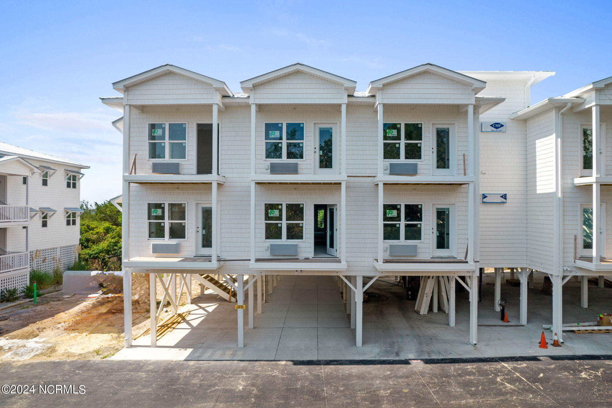 700 E Moore Street, 306