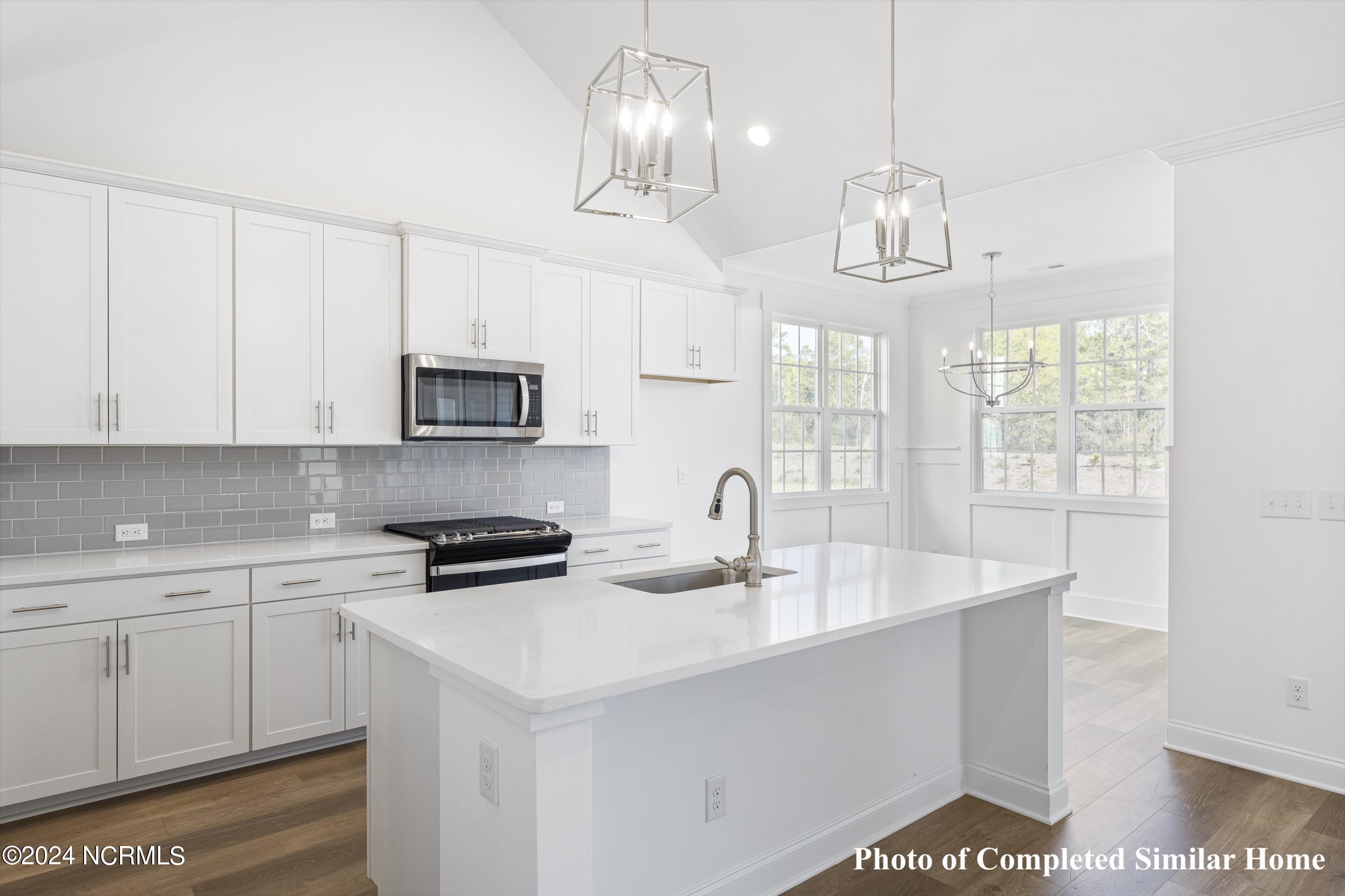 2768 Longleaf Pine Circle