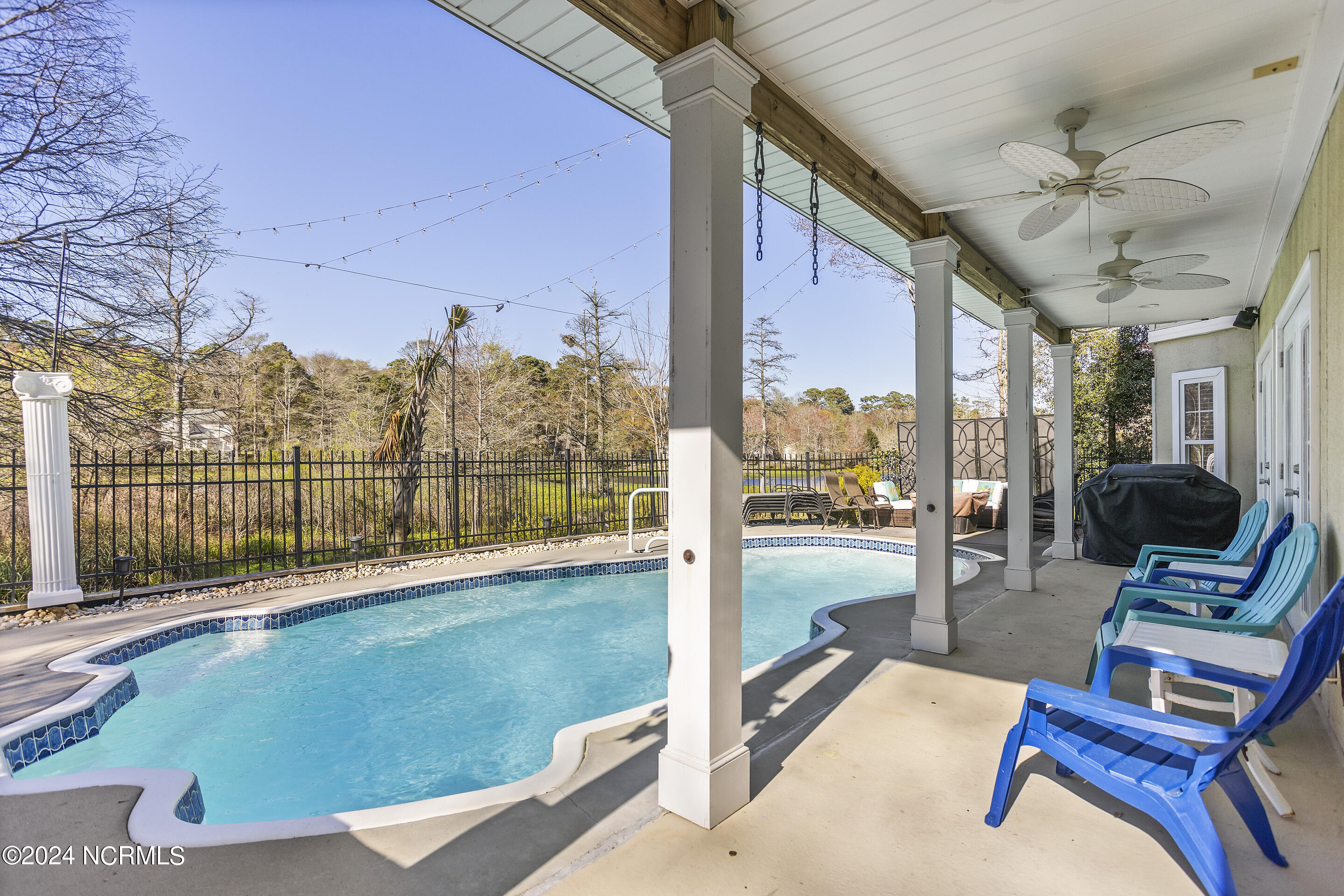 522 Medcalf Drive SW