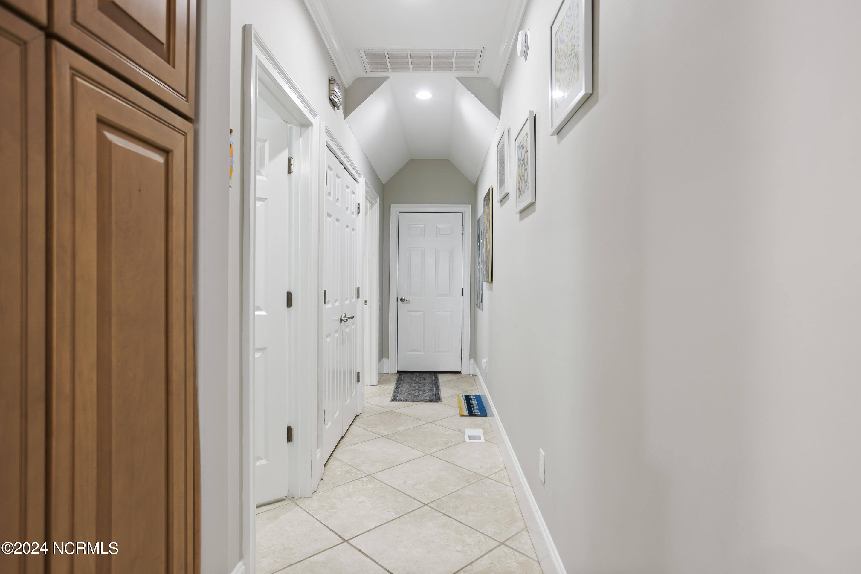 522 Medcalf Drive SW