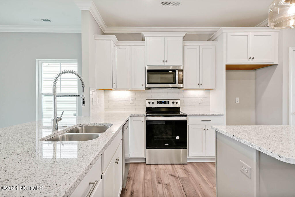 835 Red Sky Drive NE