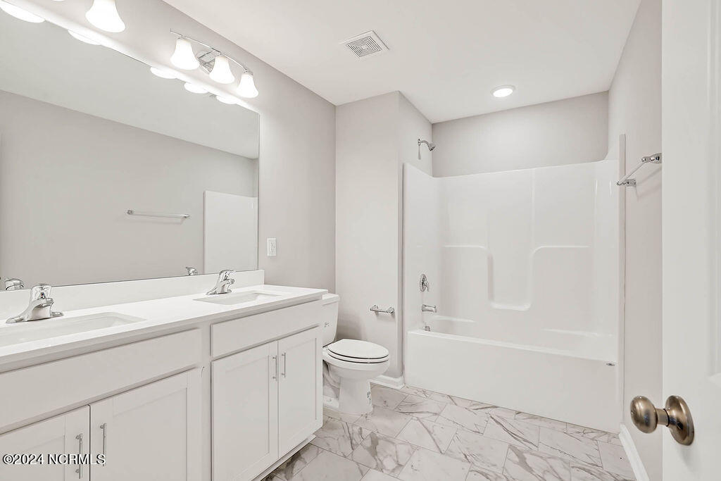 835 Red Sky Drive NE