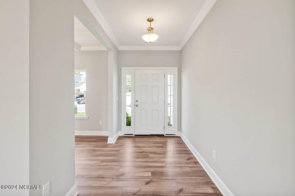 835 Red Sky Drive NE