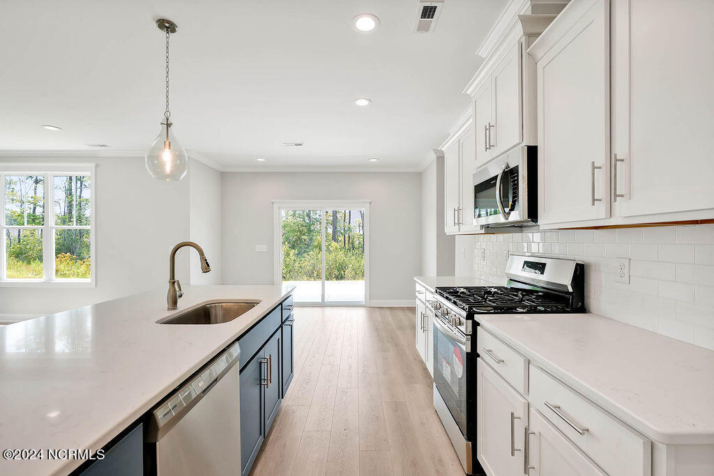 2747 Longleaf Pine Circle