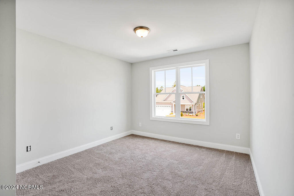 2747 Longleaf Pine Circle