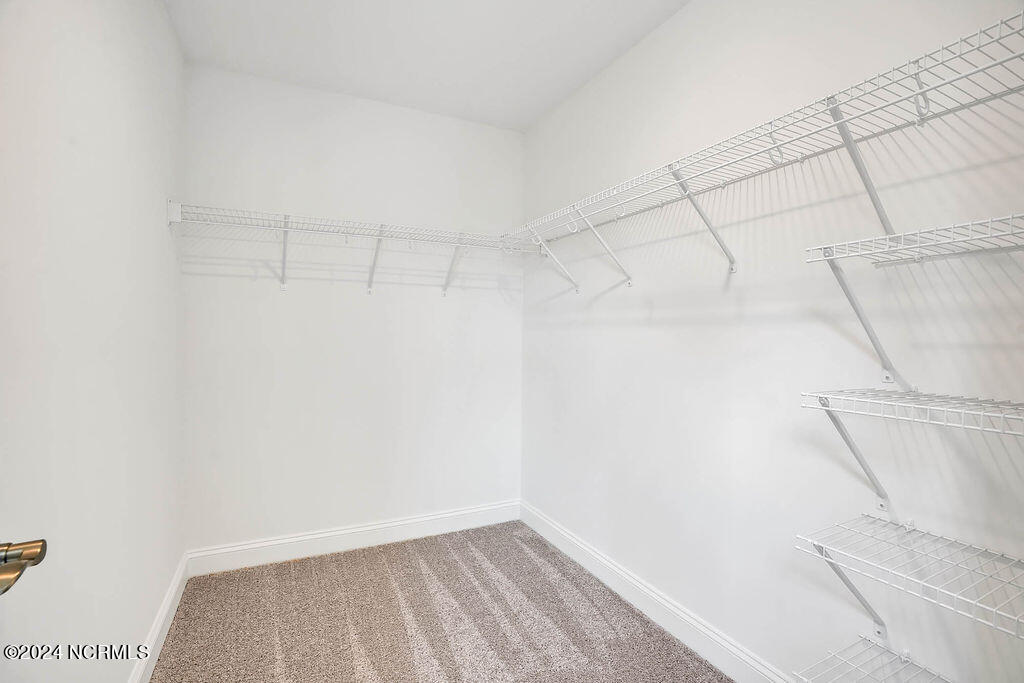 2747 Longleaf Pine Circle