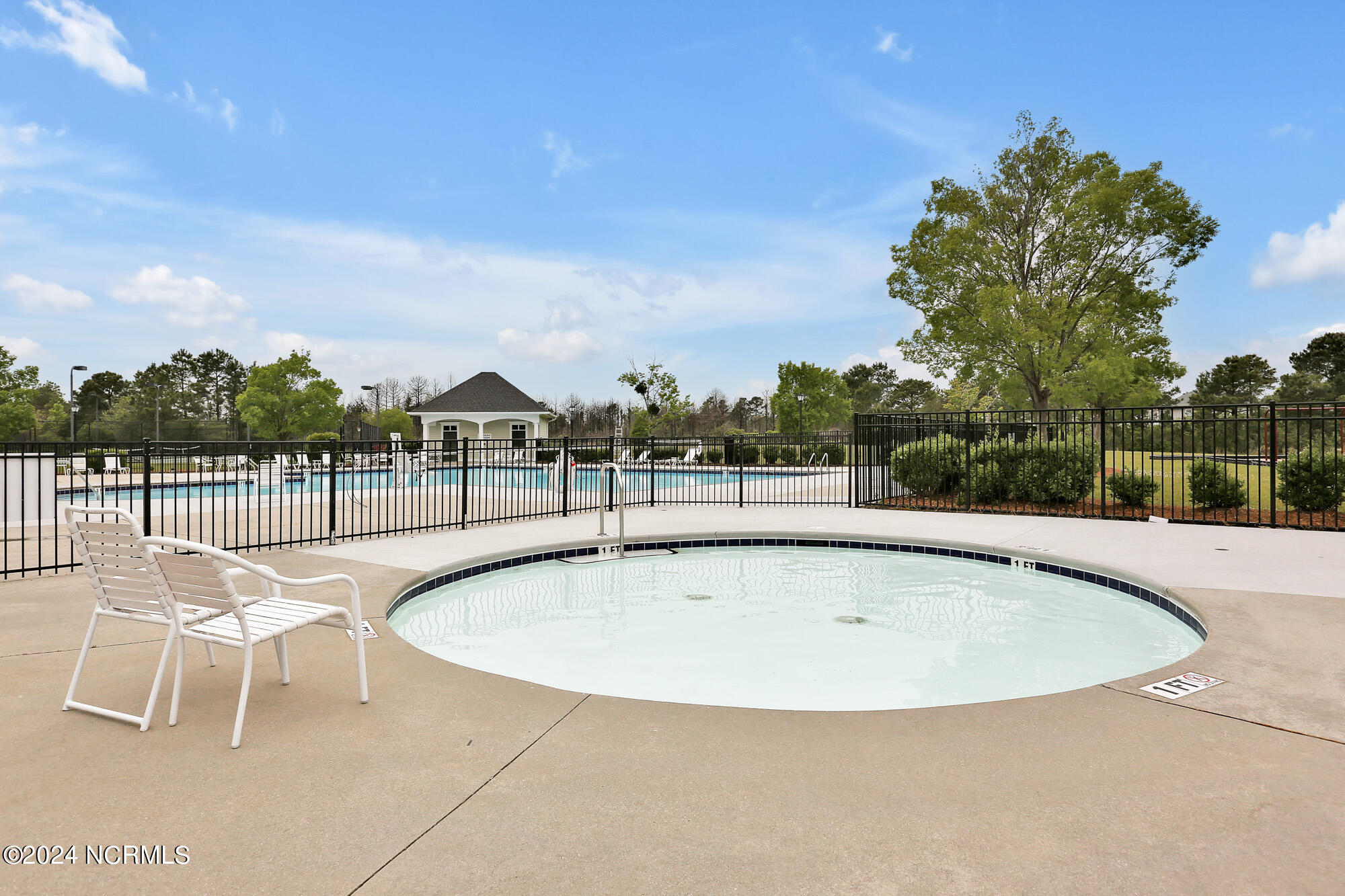 2747 Longleaf Pine Circle