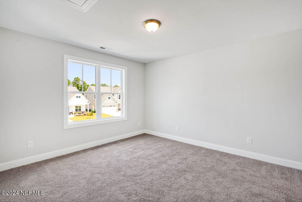 2747 Longleaf Pine Circle