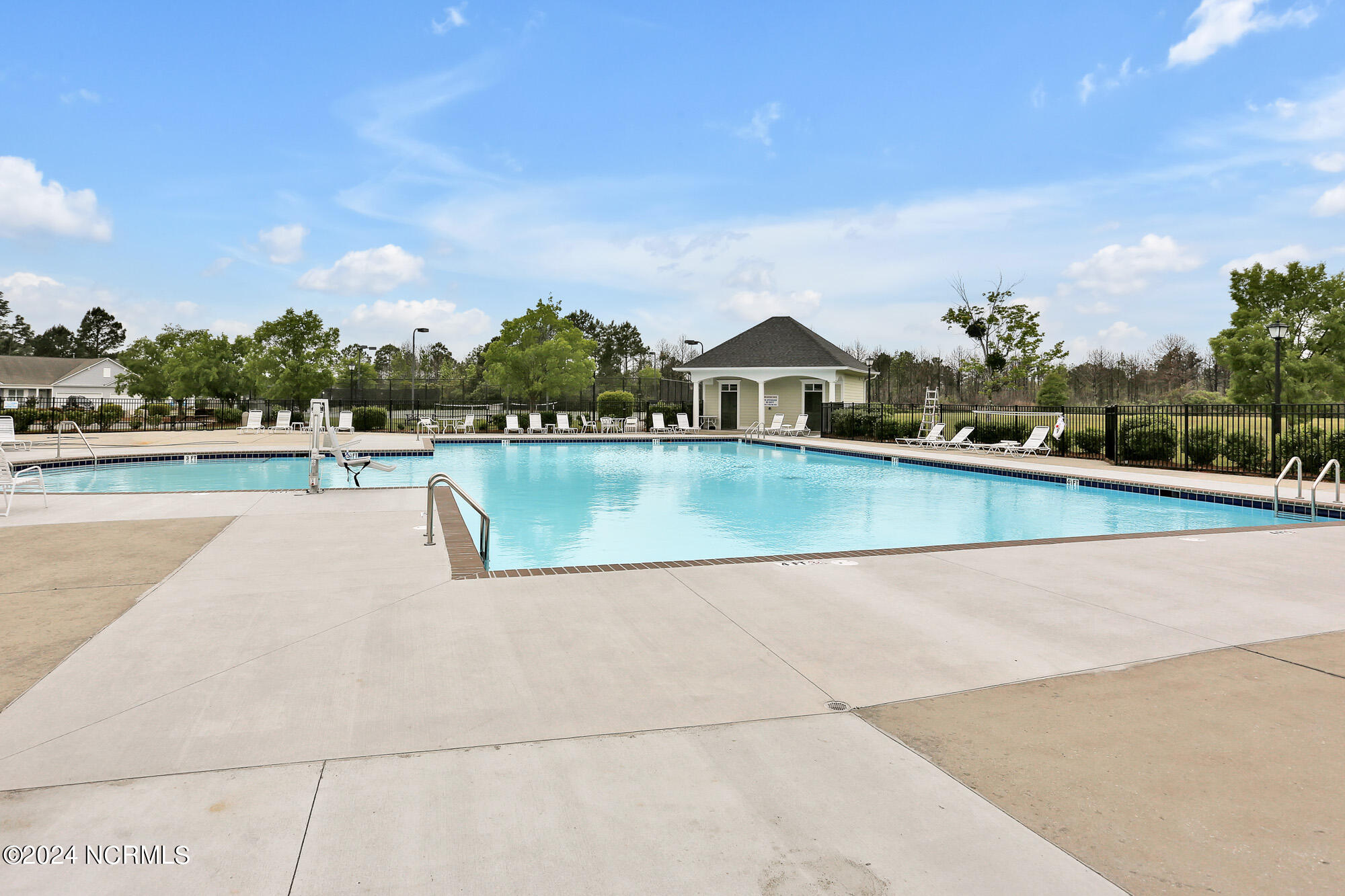 2747 Longleaf Pine Circle