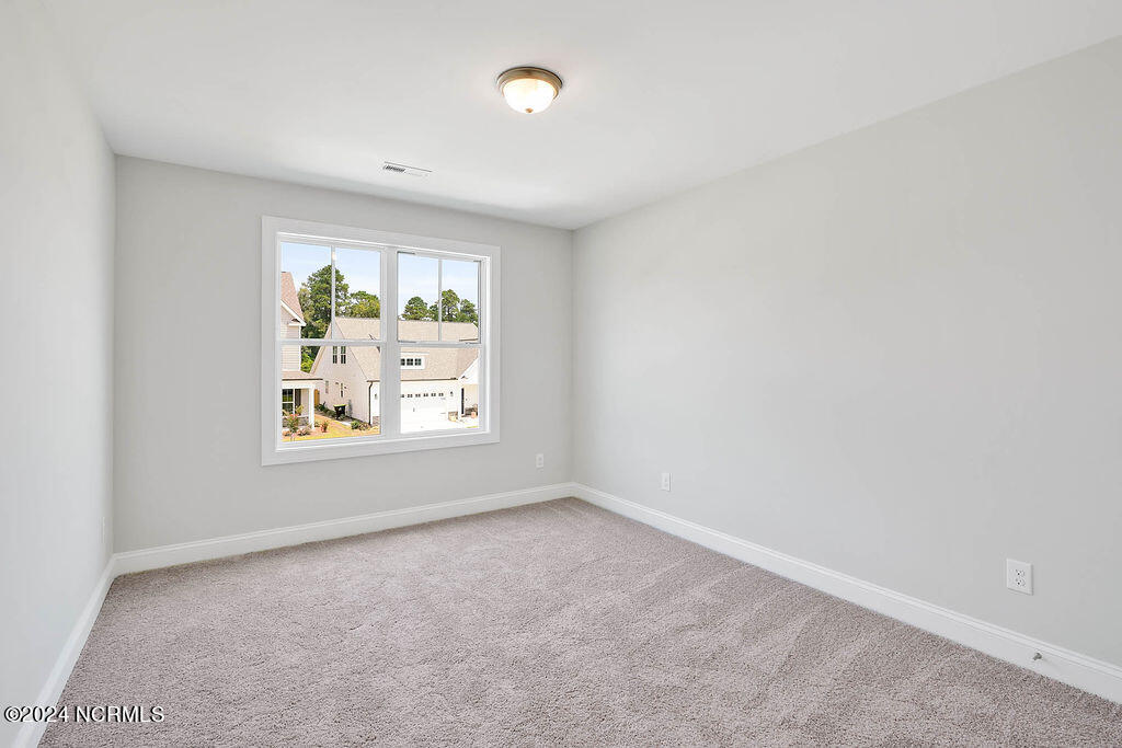 2747 Longleaf Pine Circle