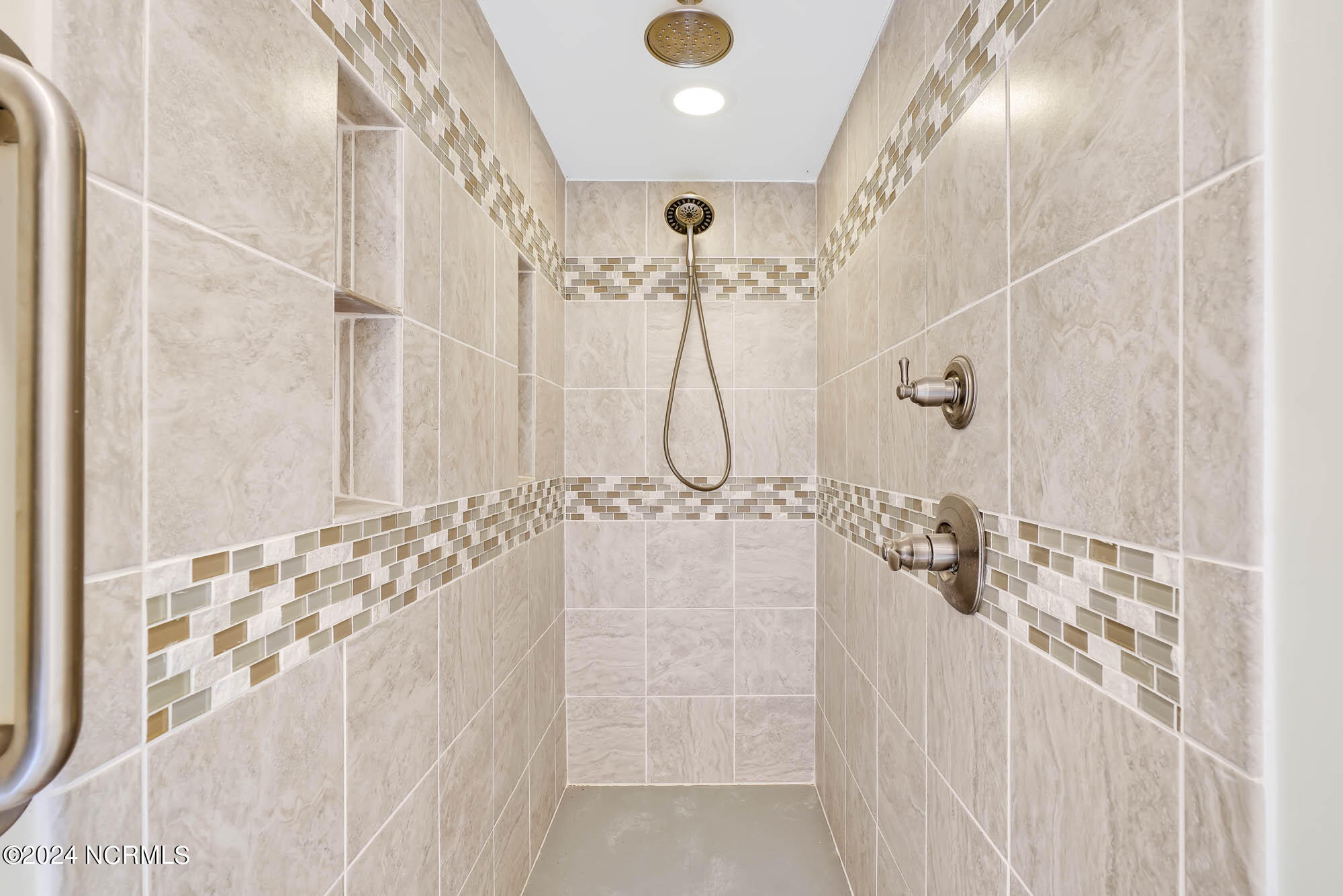 3156 Windward Village Lane SW