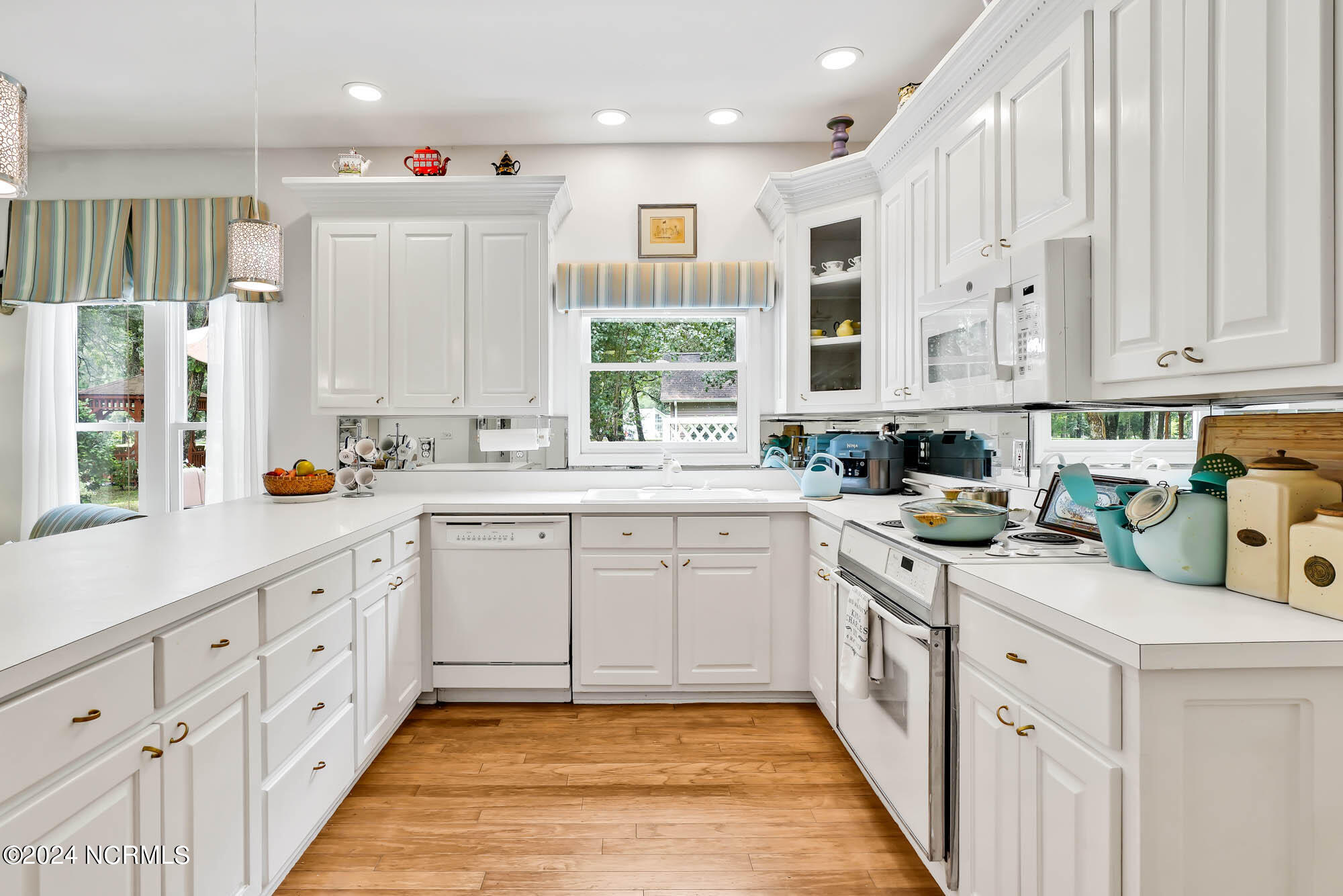 3156 Windward Village Lane SW