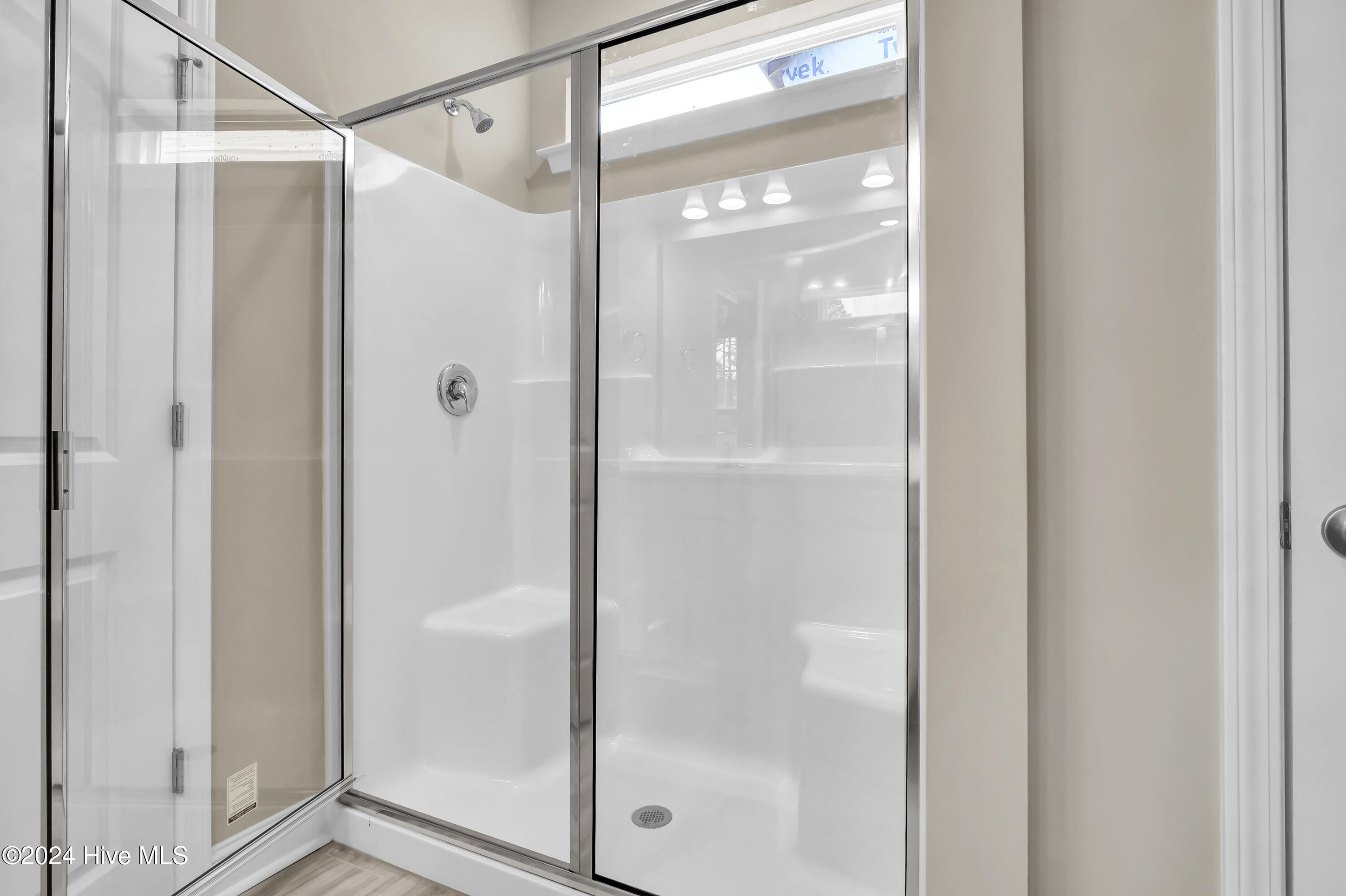 2013 Twilight Drive NE