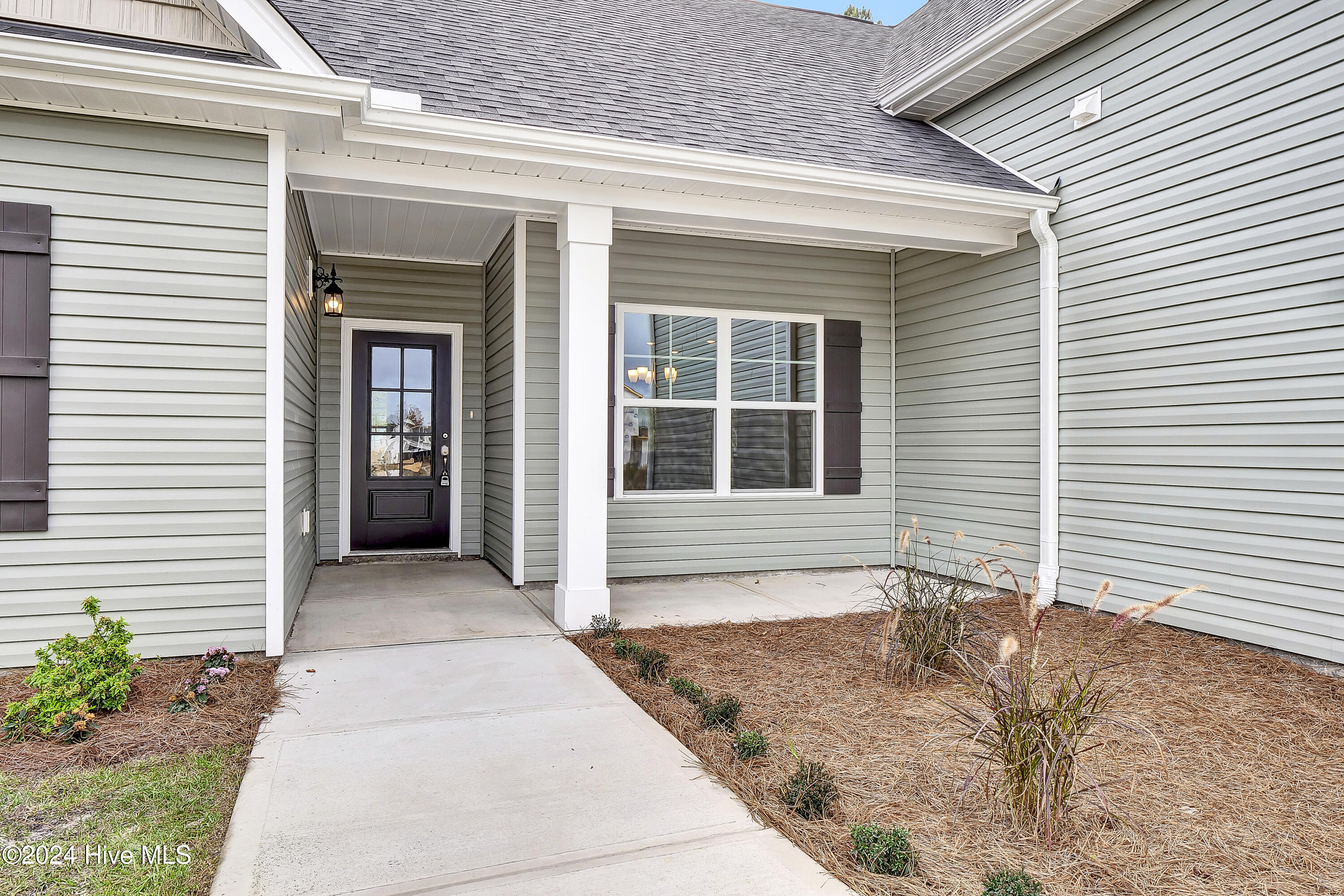 2013 Twilight Drive NE