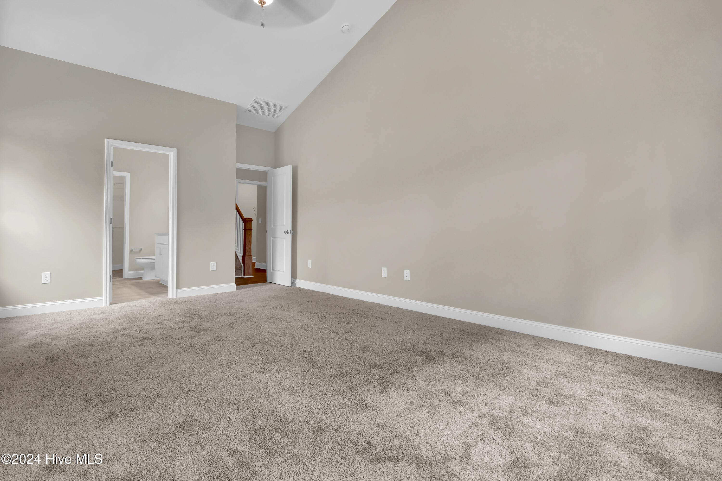 2013 Twilight Drive NE
