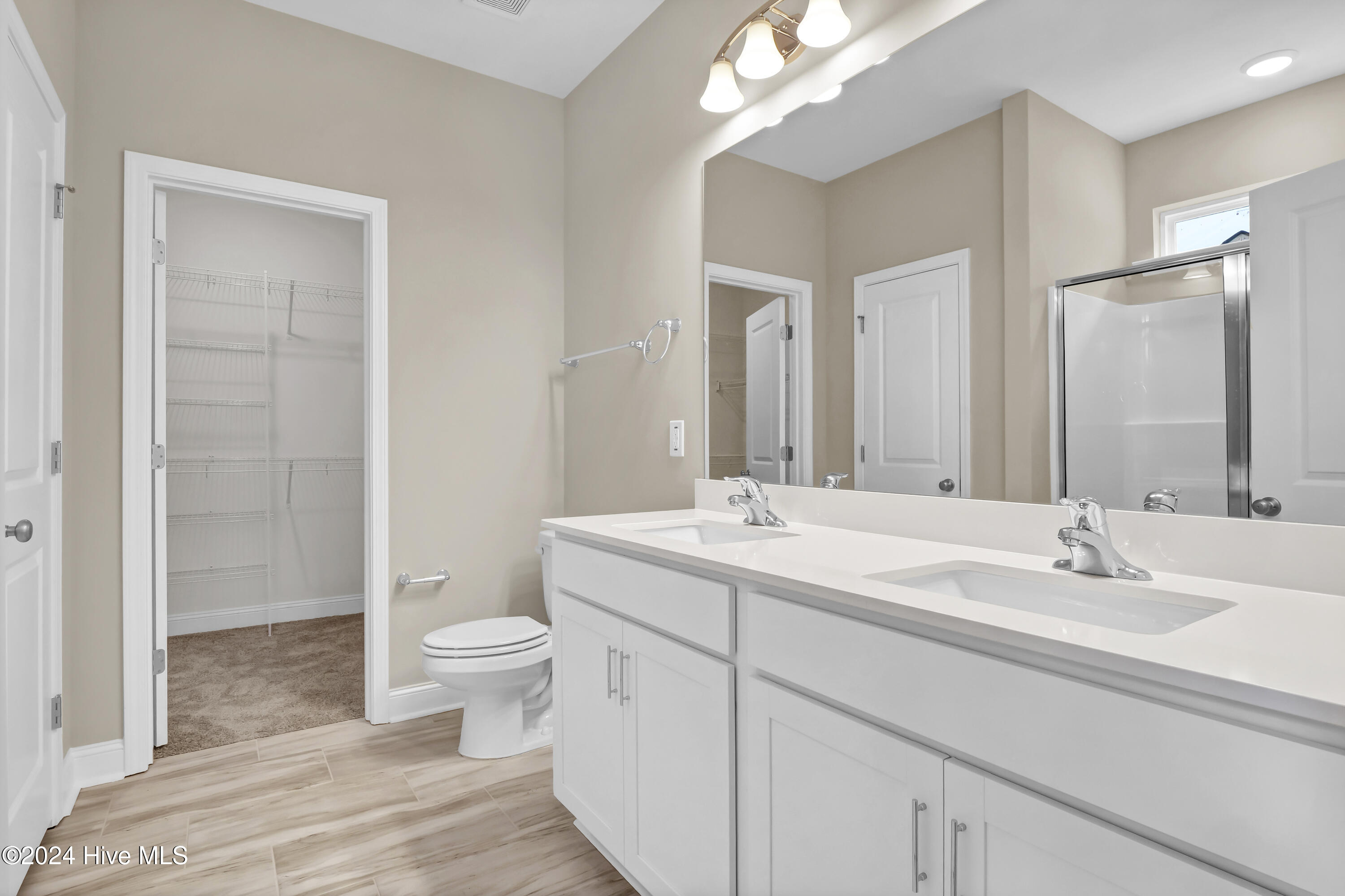 2013 Twilight Drive NE