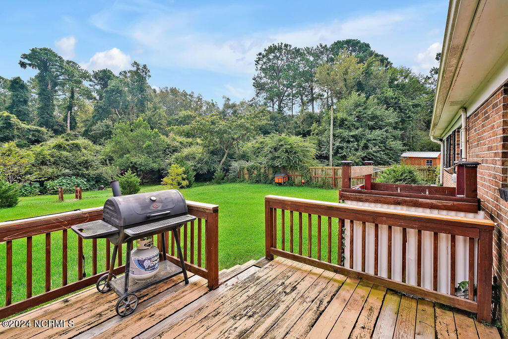 5013 Ilex Drive