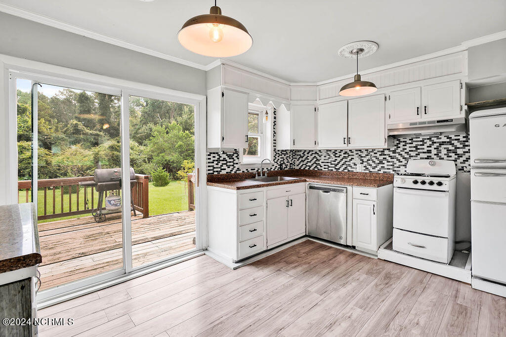 5013 Ilex Drive