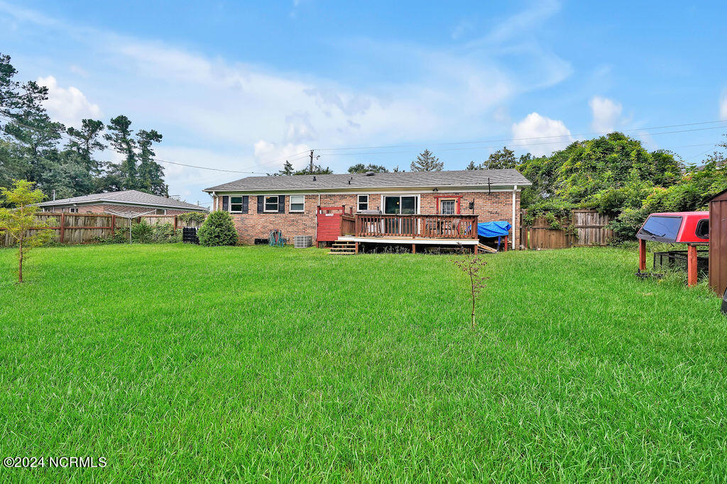 5013 Ilex Drive