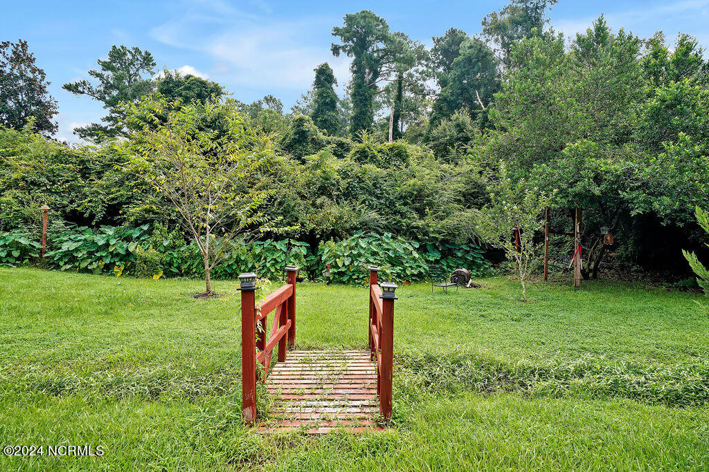 5013 Ilex Drive