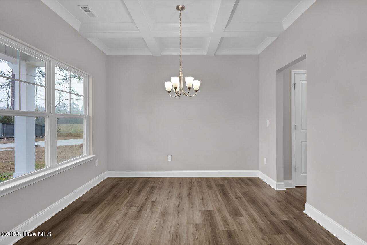 2005 Twilight Drive NE
