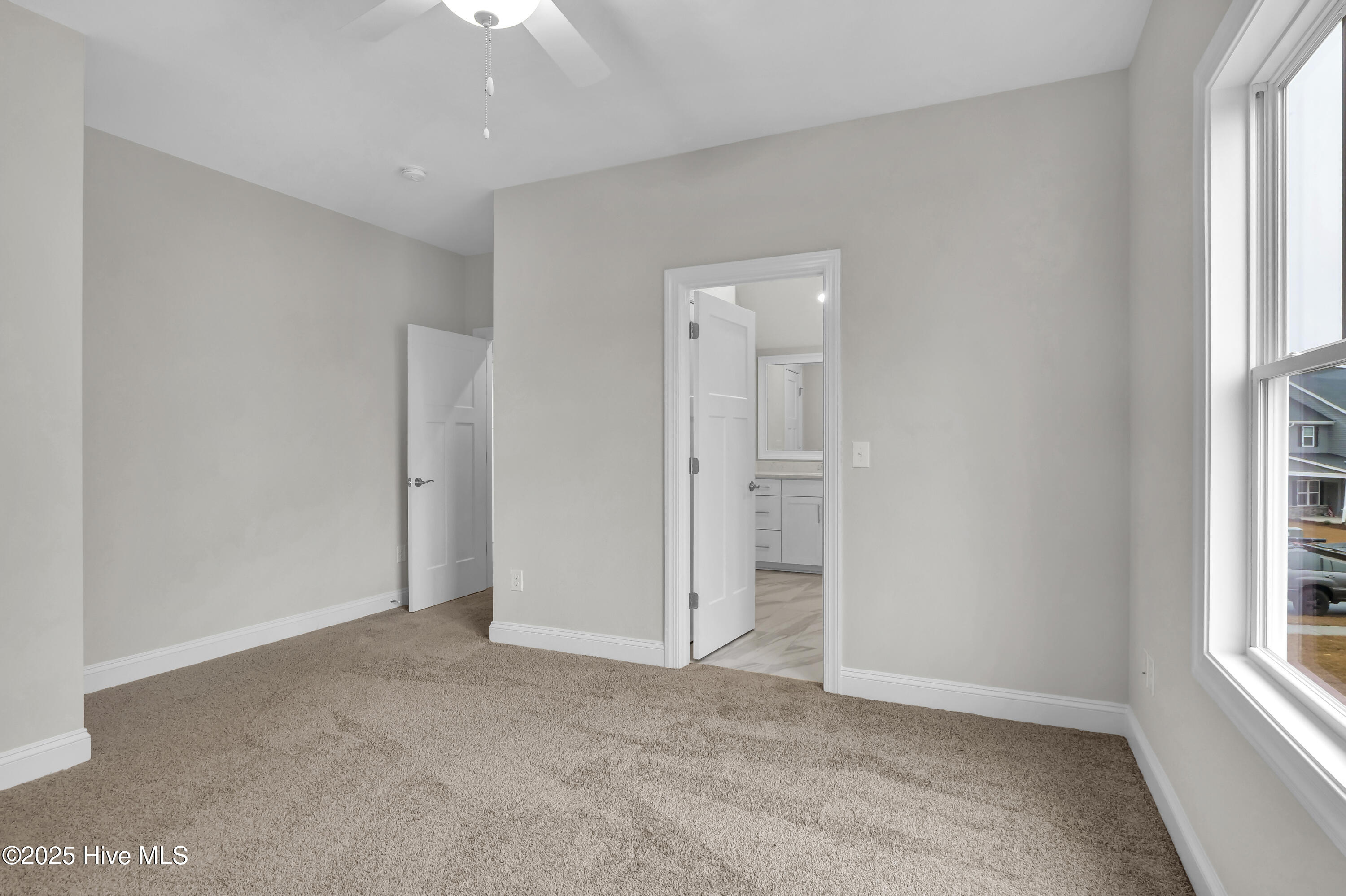2806 Longleaf Pine Circle