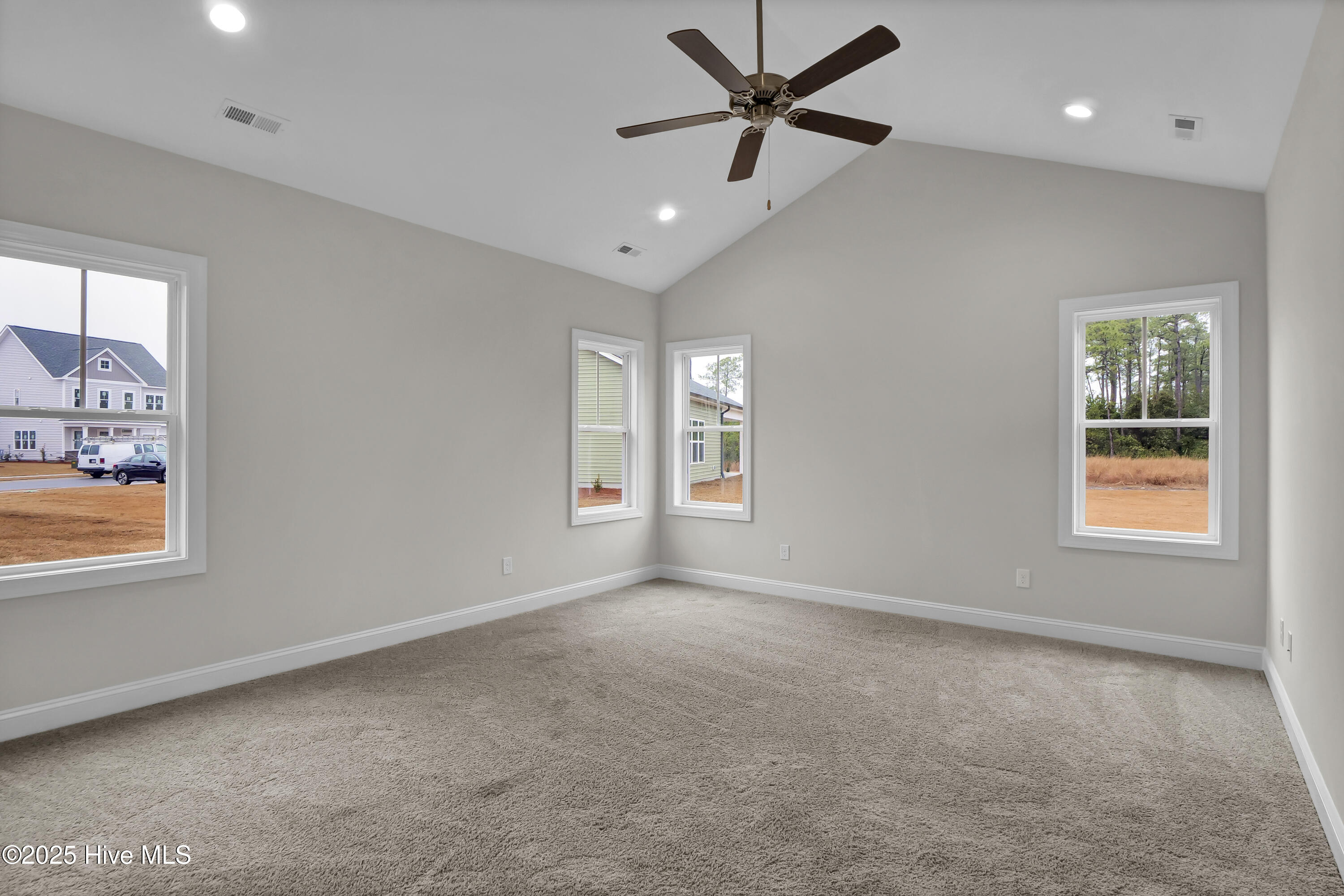 2806 Longleaf Pine Circle