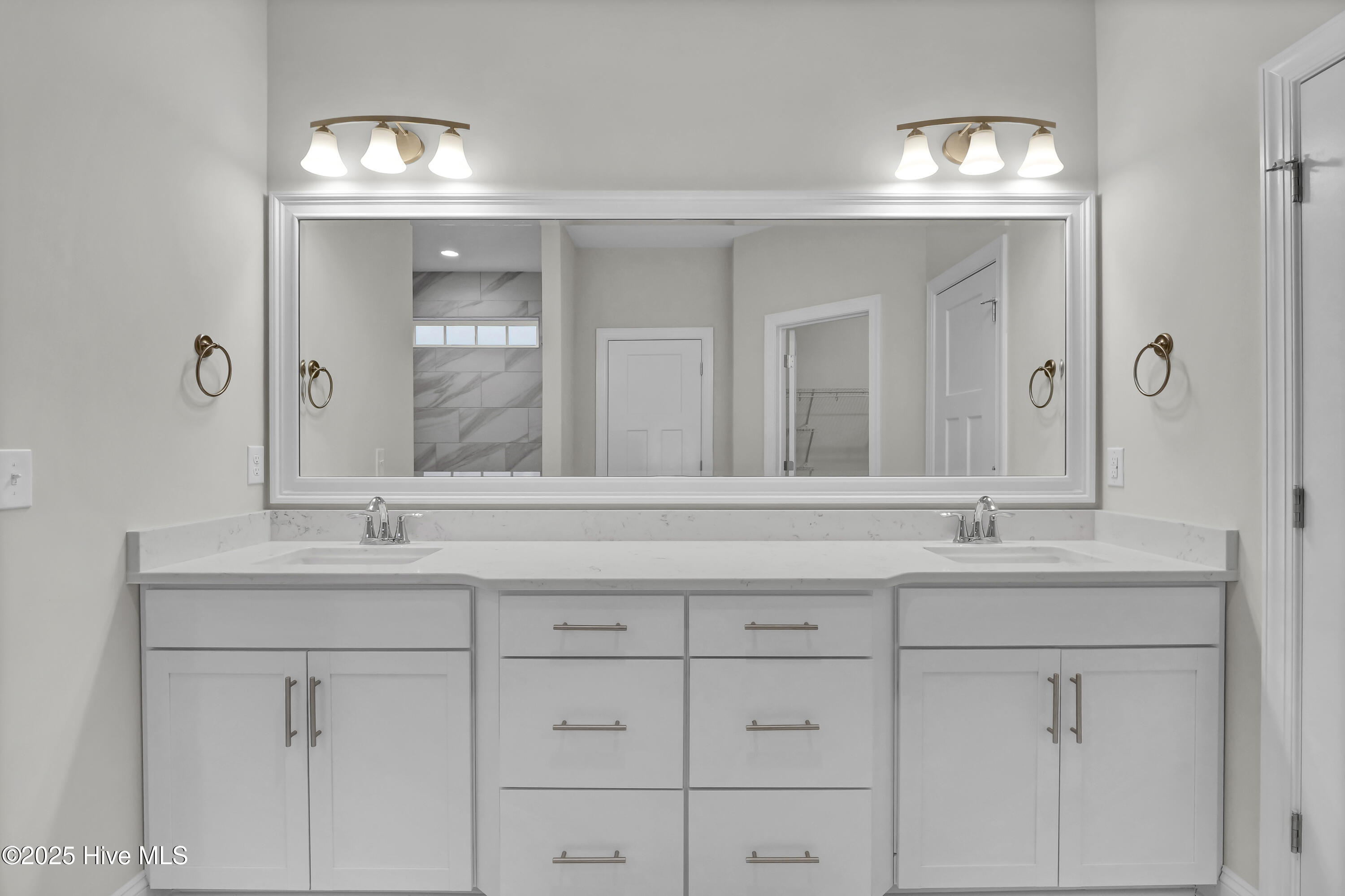 2806 Longleaf Pine Circle
