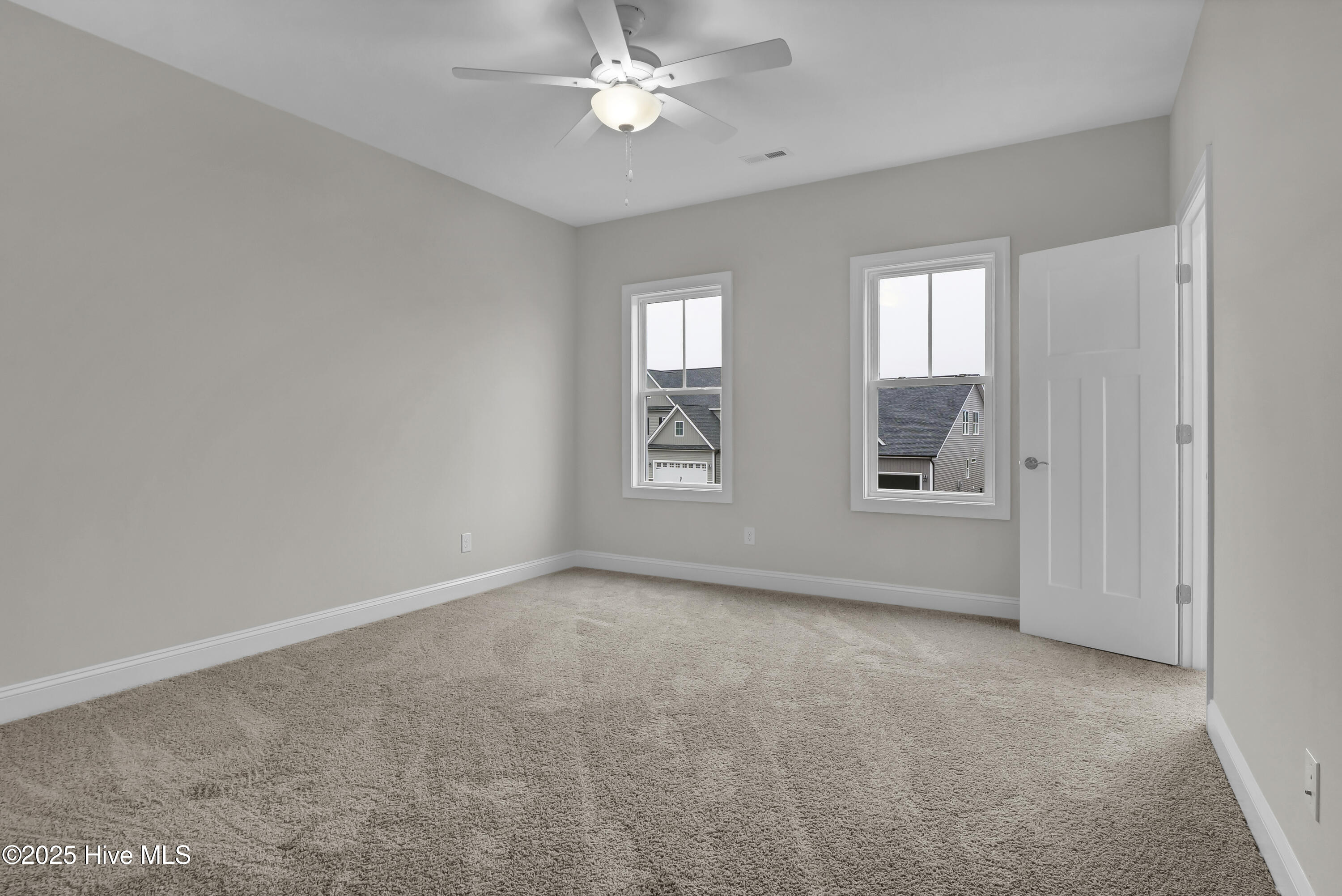 2806 Longleaf Pine Circle