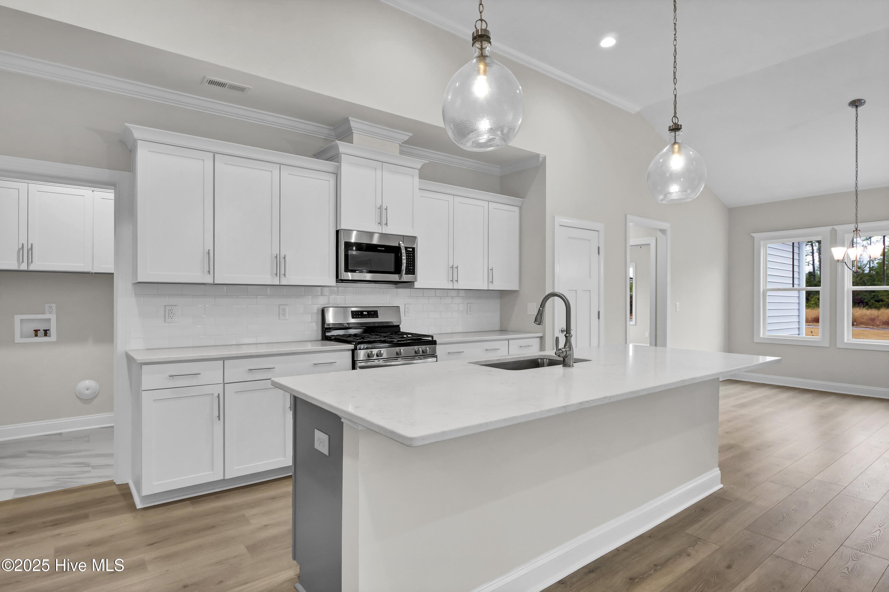 2806 Longleaf Pine Circle