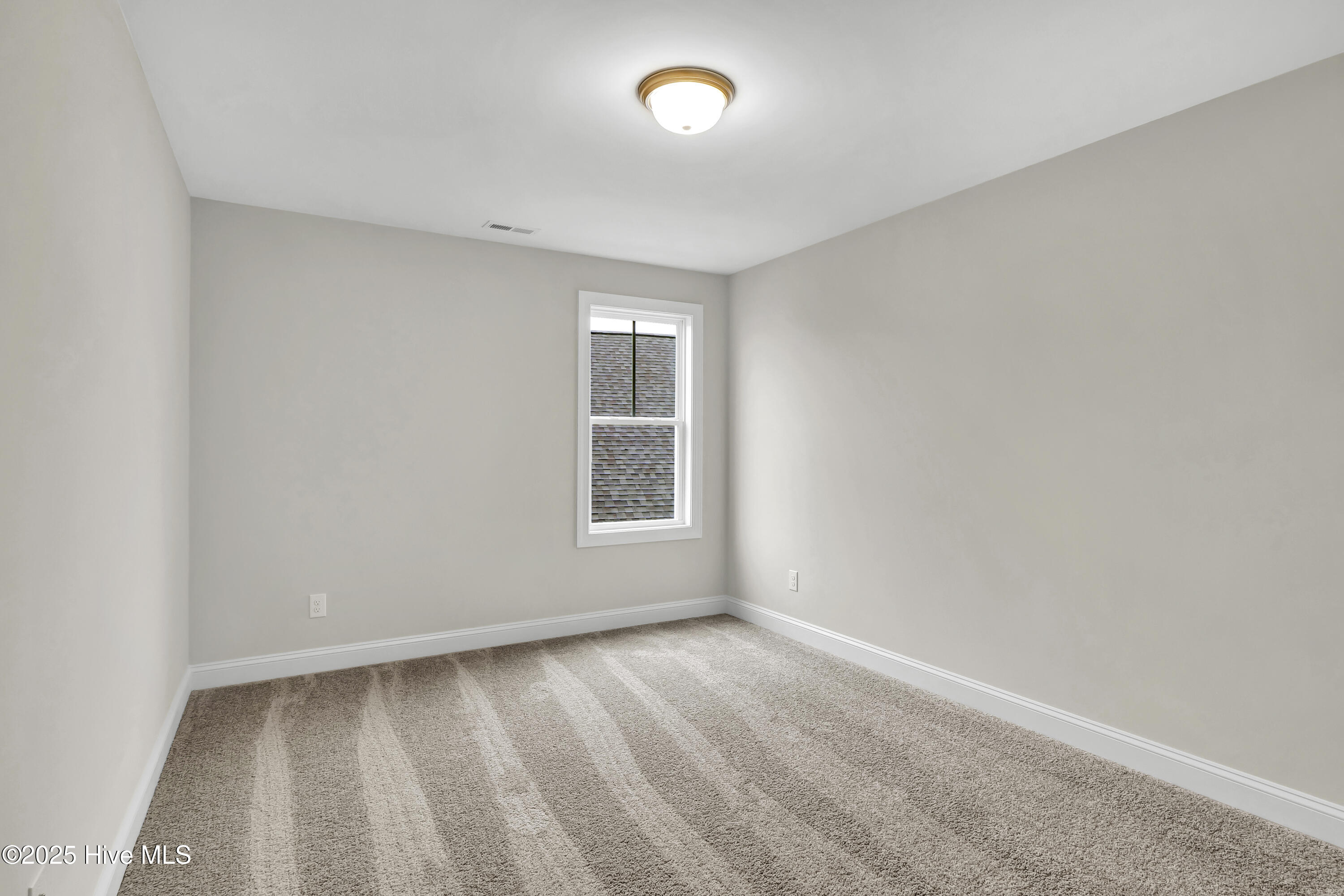 2772 Longleaf Pine Circle