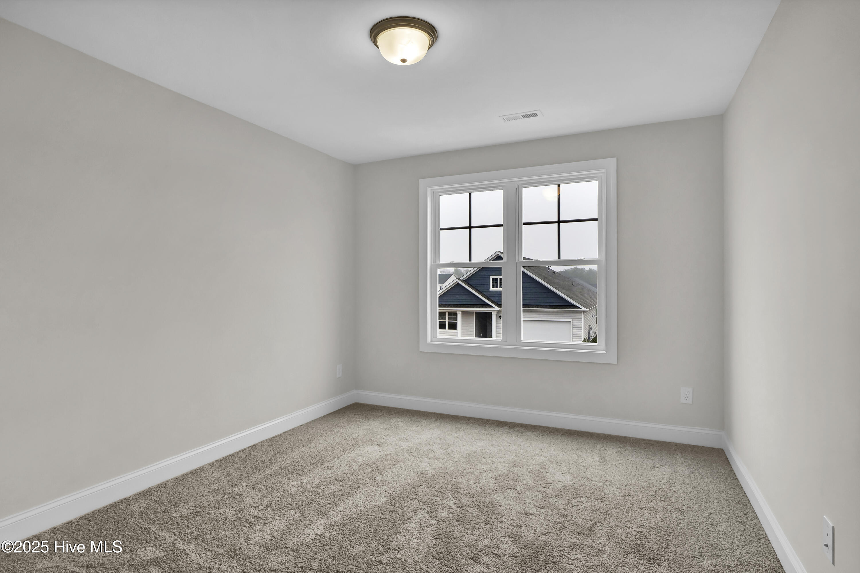 2786 Longleaf Pine Circle