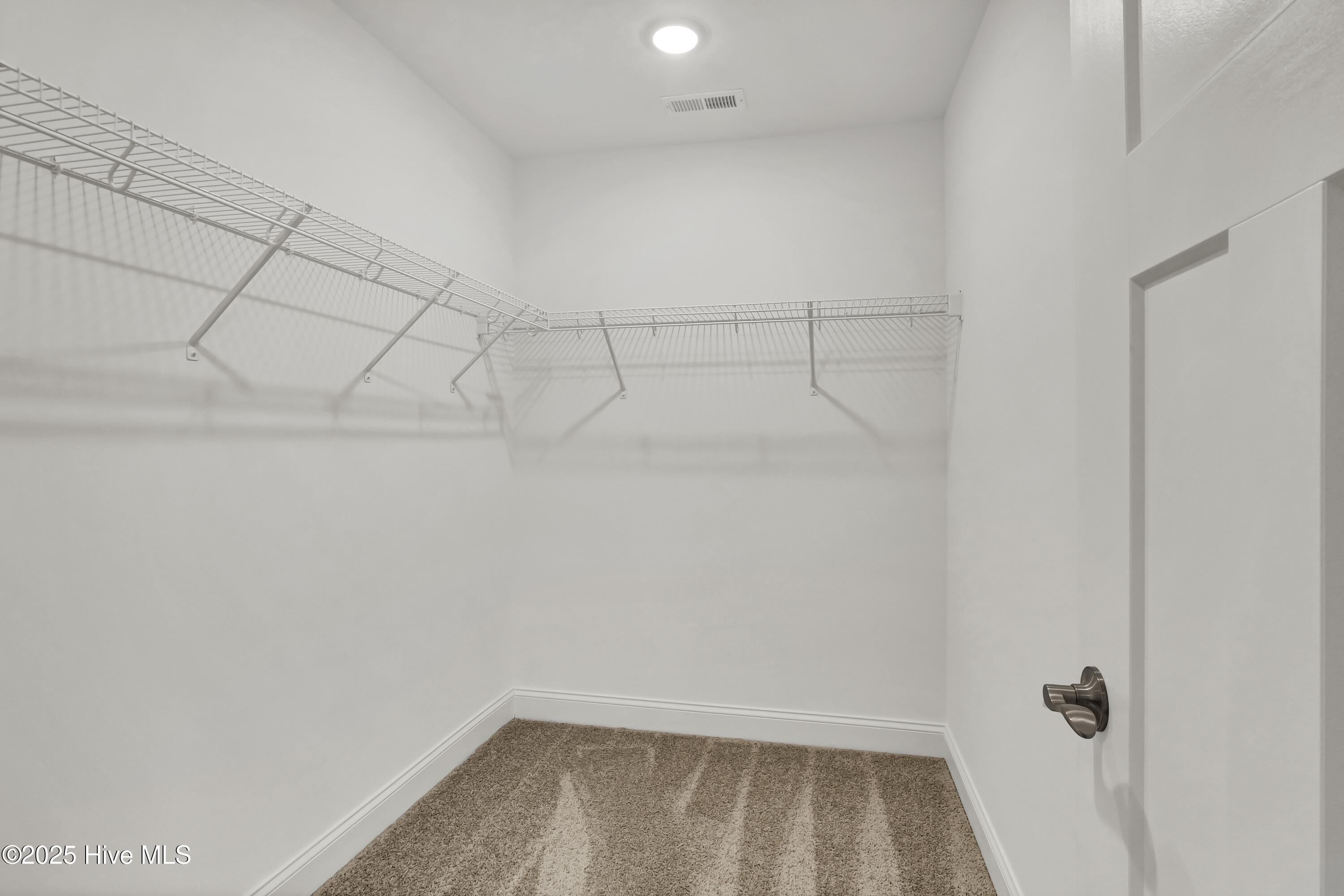 2786 Longleaf Pine Circle