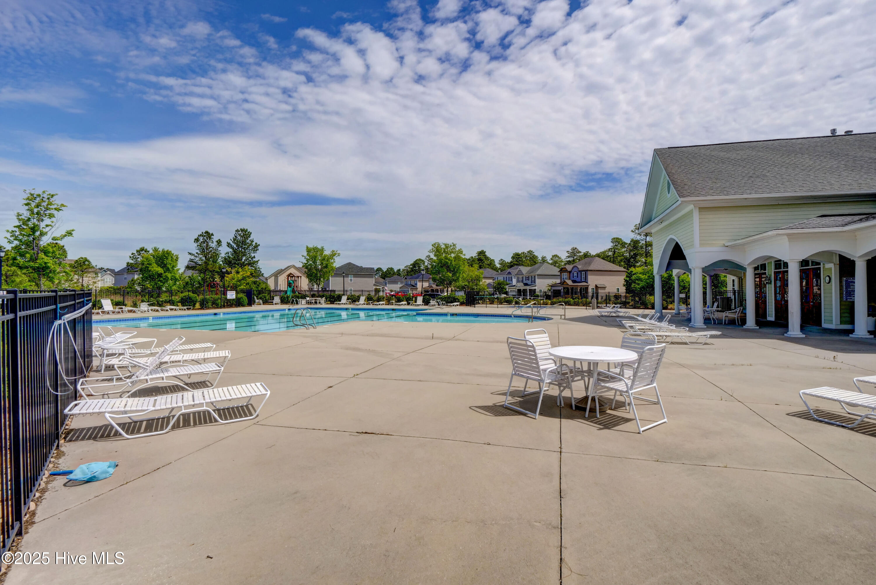 2786 Longleaf Pine Circle