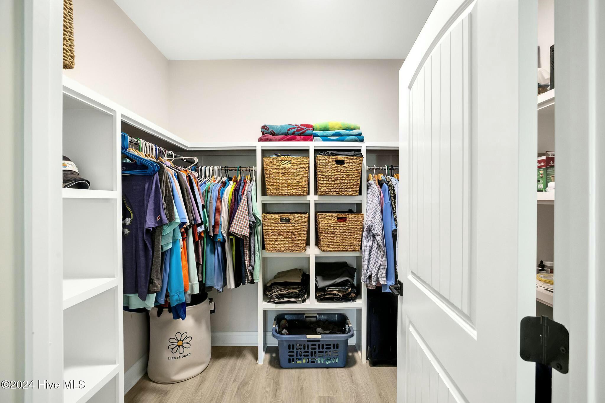 100 Gateway Condos Drive, 110